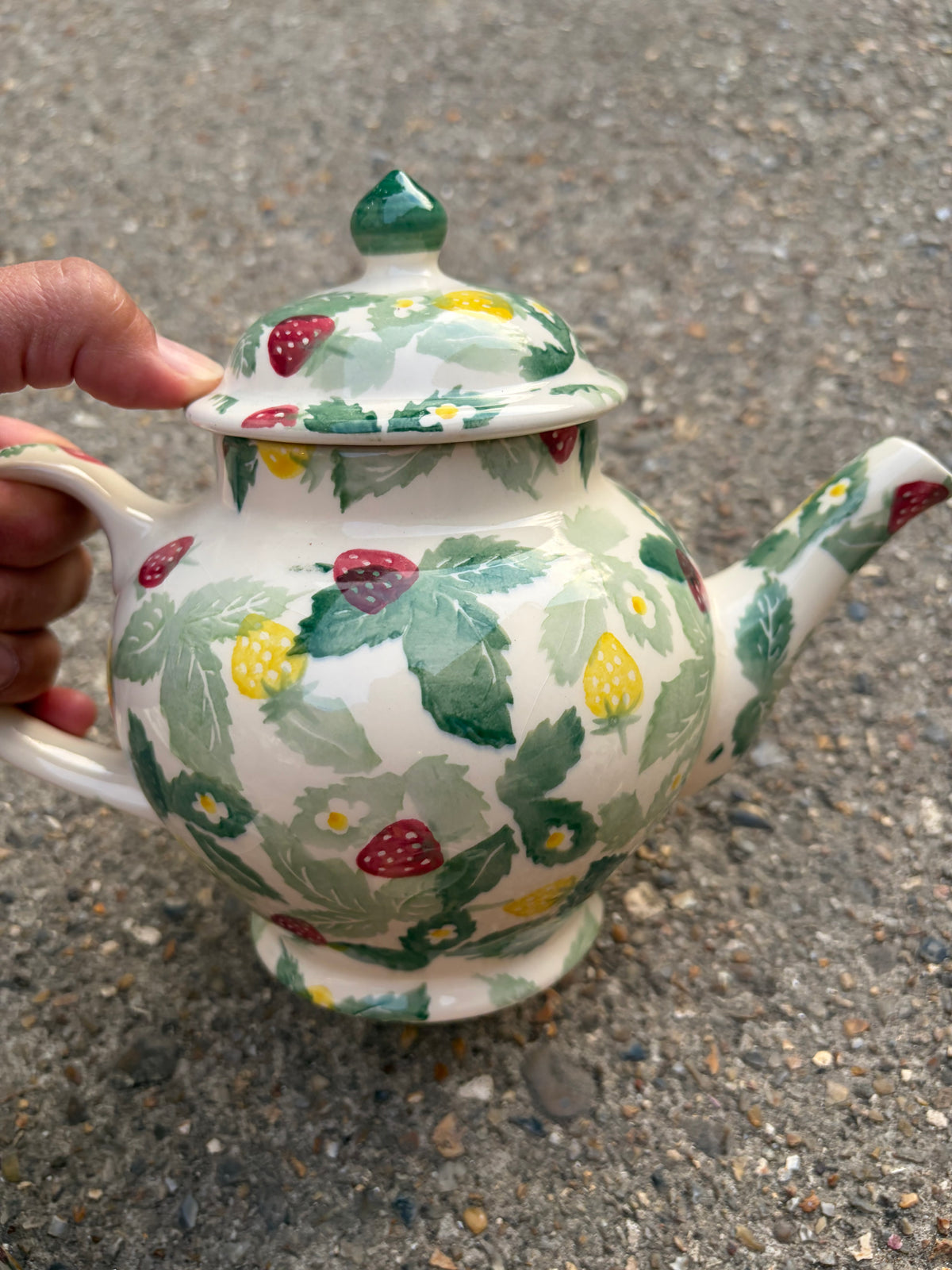BRIDGEWATER POTTERY