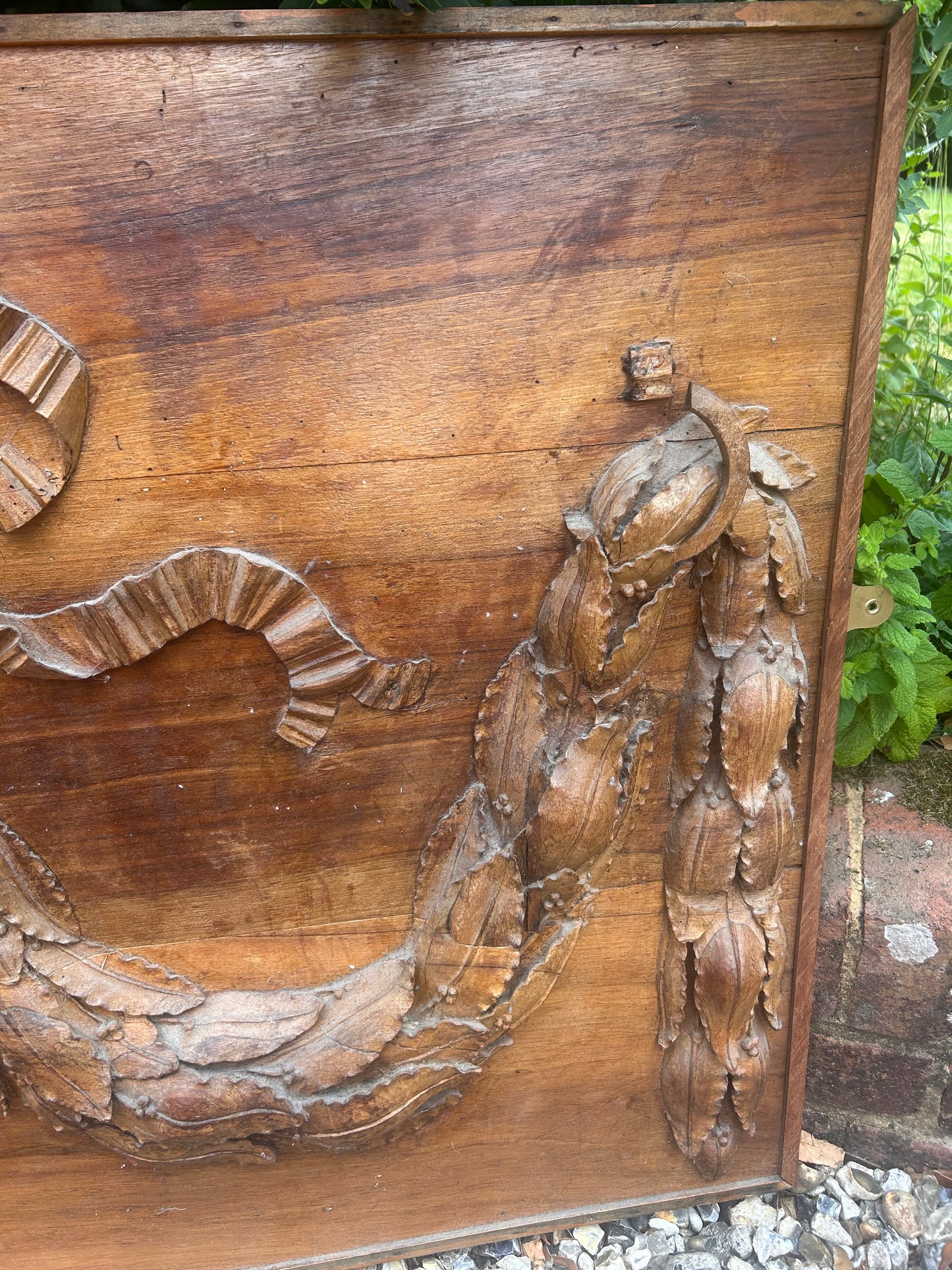 WOODEN PANEL