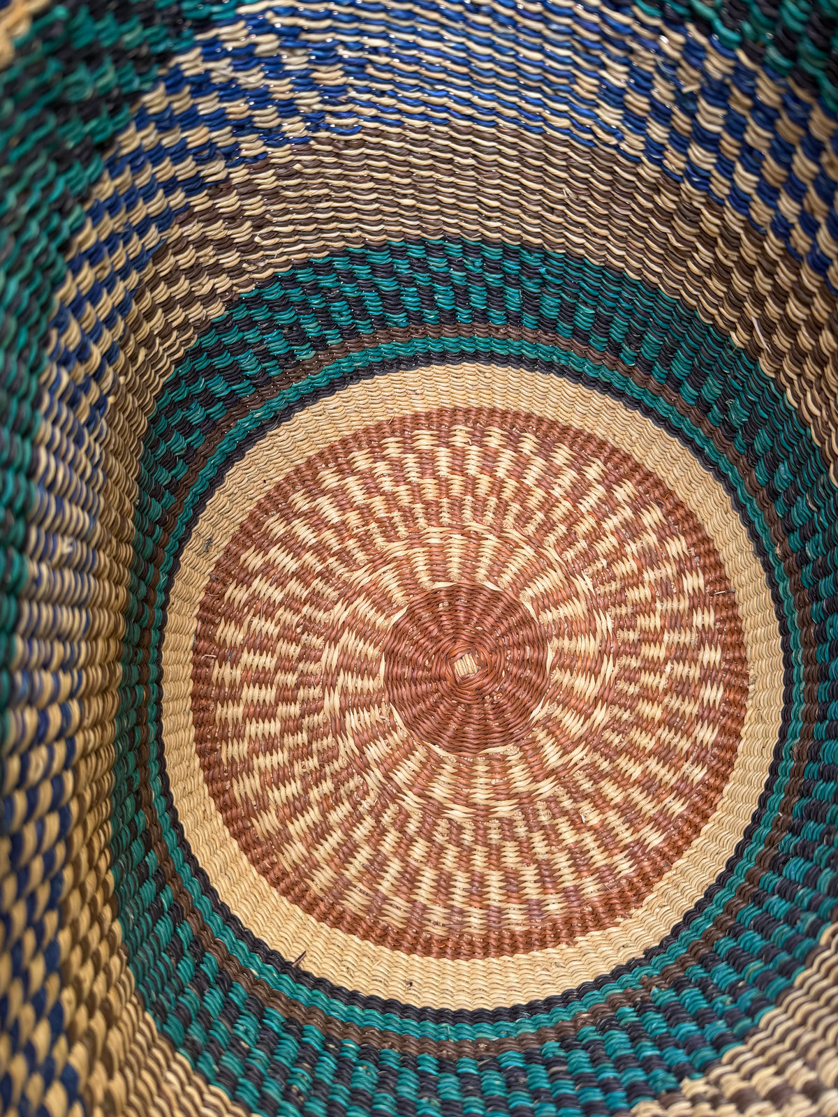 HANDWOVEN BASKET