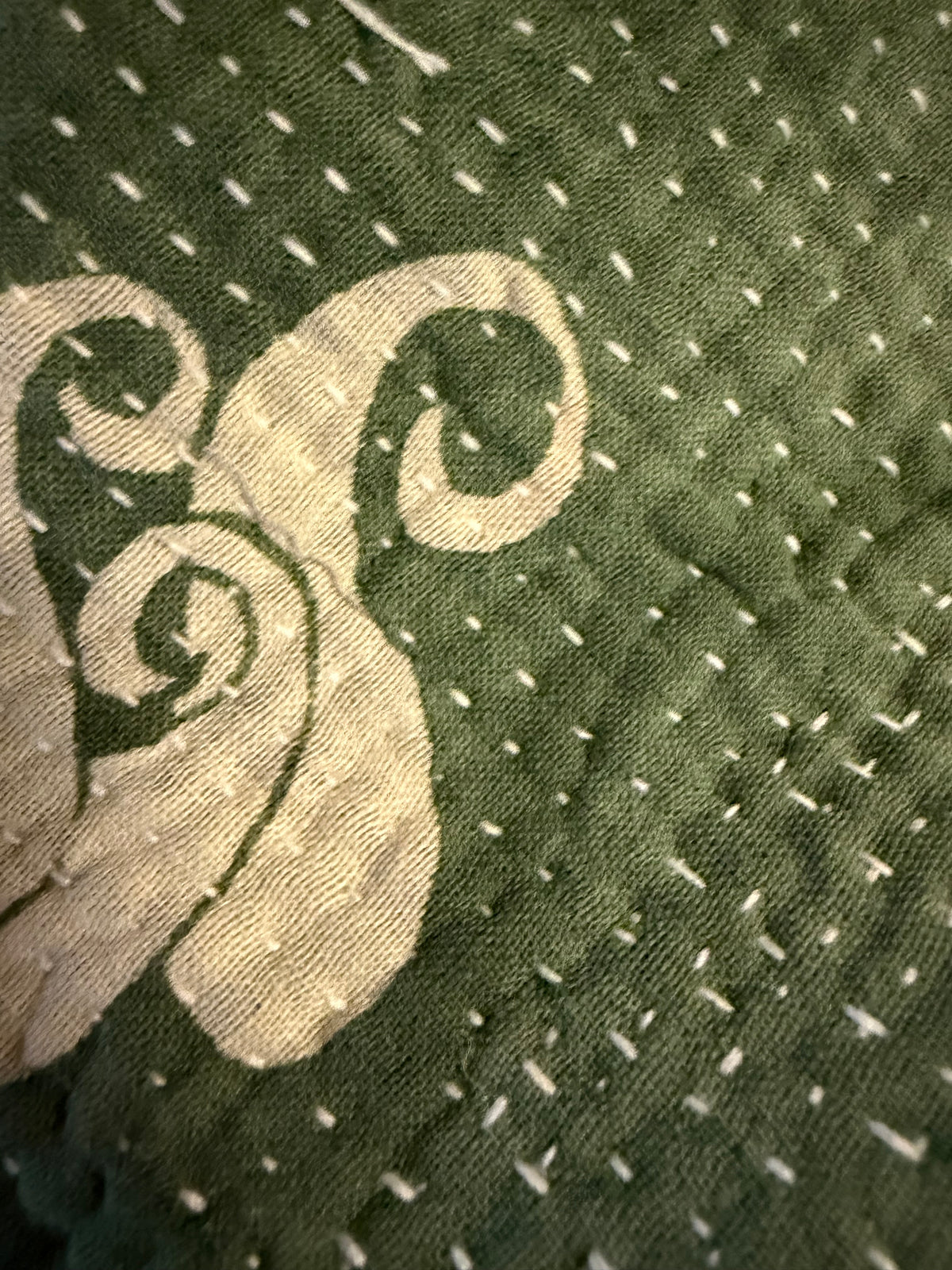 THOUSAND STITCH BLANKET