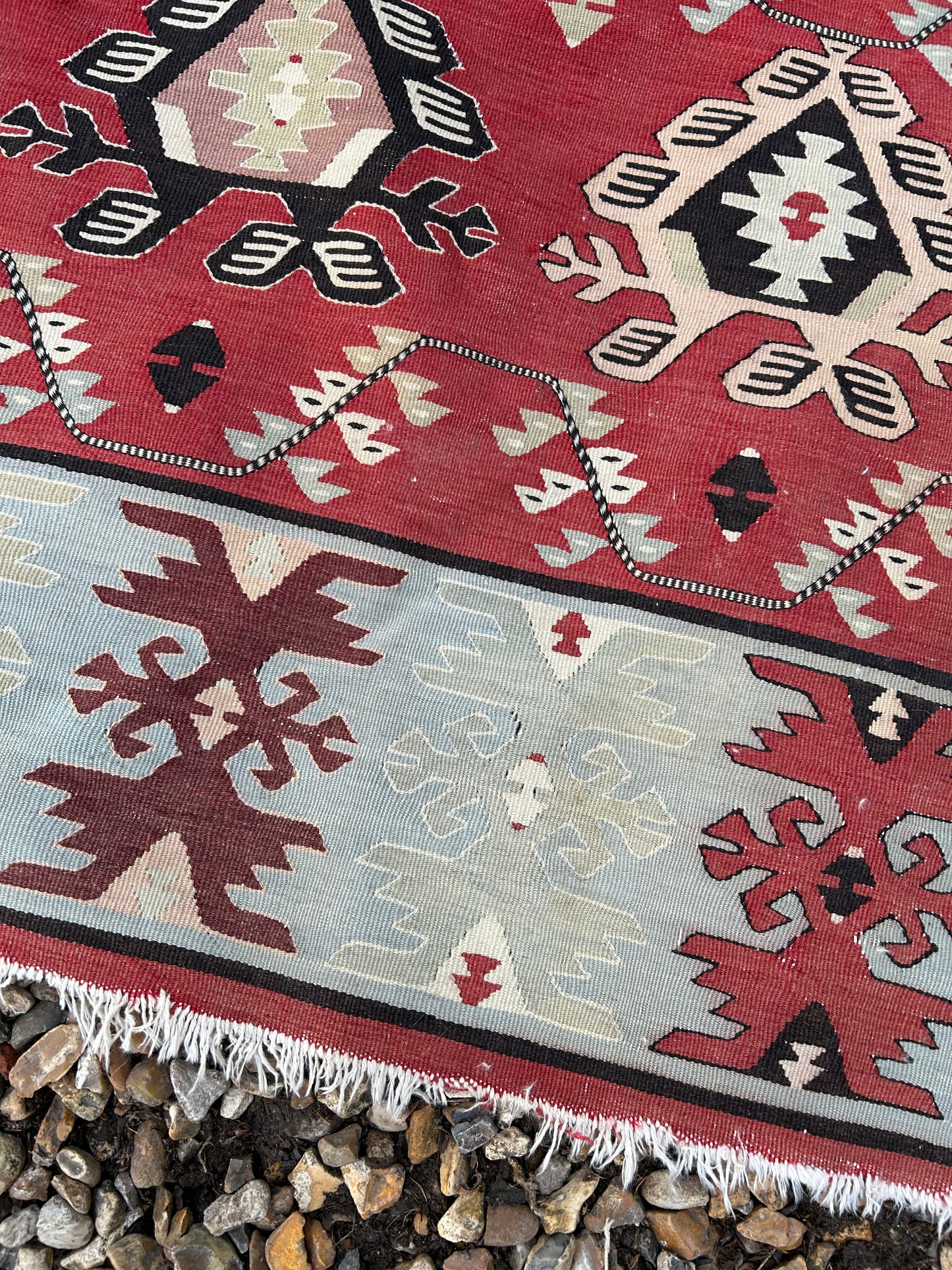 LARGE KILIM