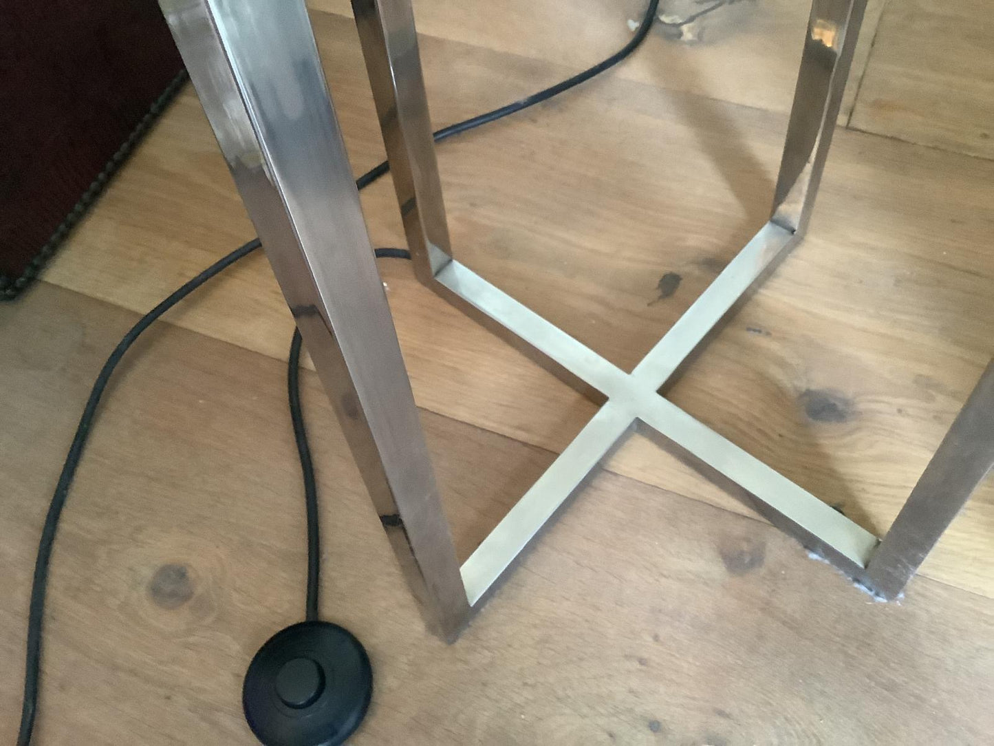 STANDING LAMP