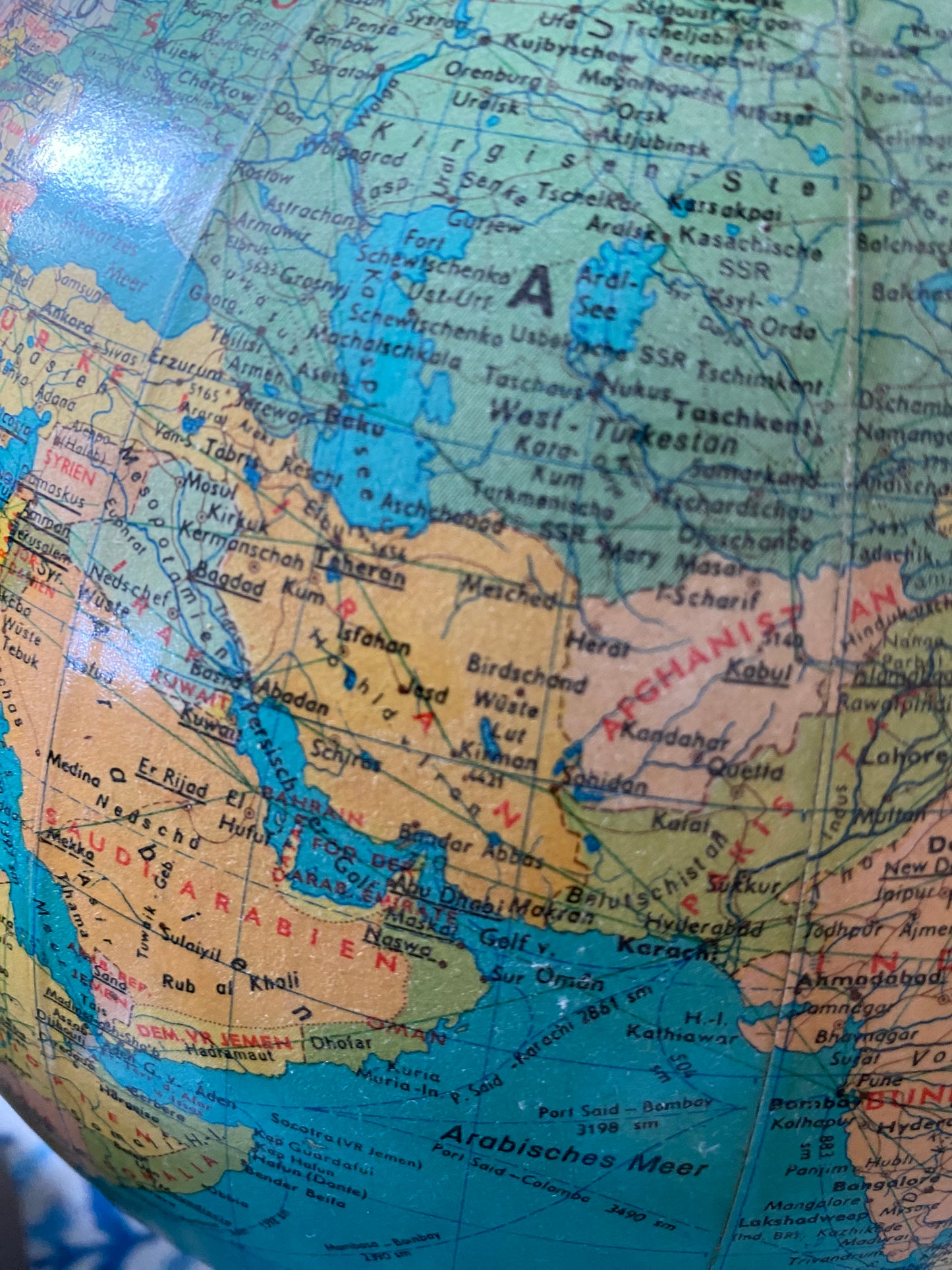 GLOBE COLLECTION