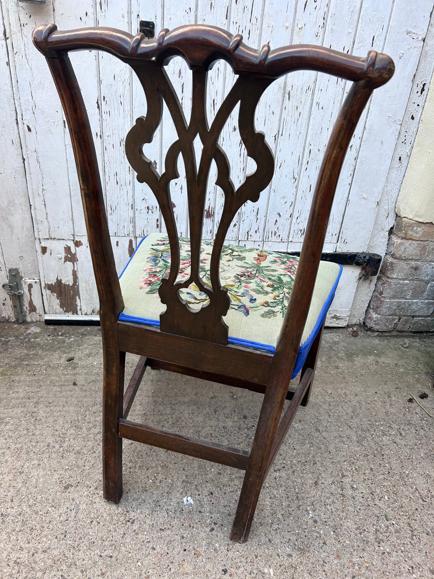 TAPESTRY CHAIR