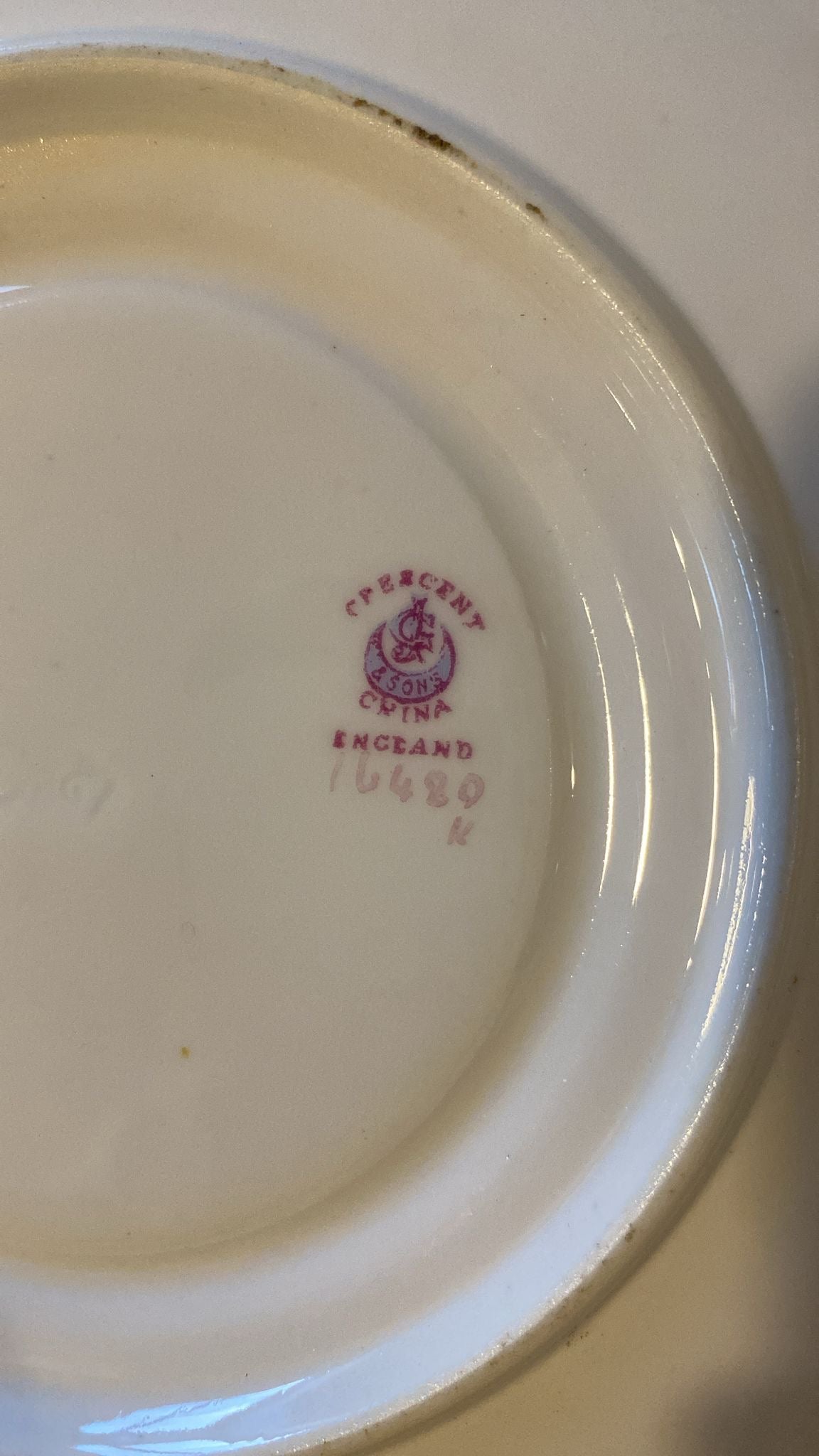 LIDDED BOWL AND PLATE