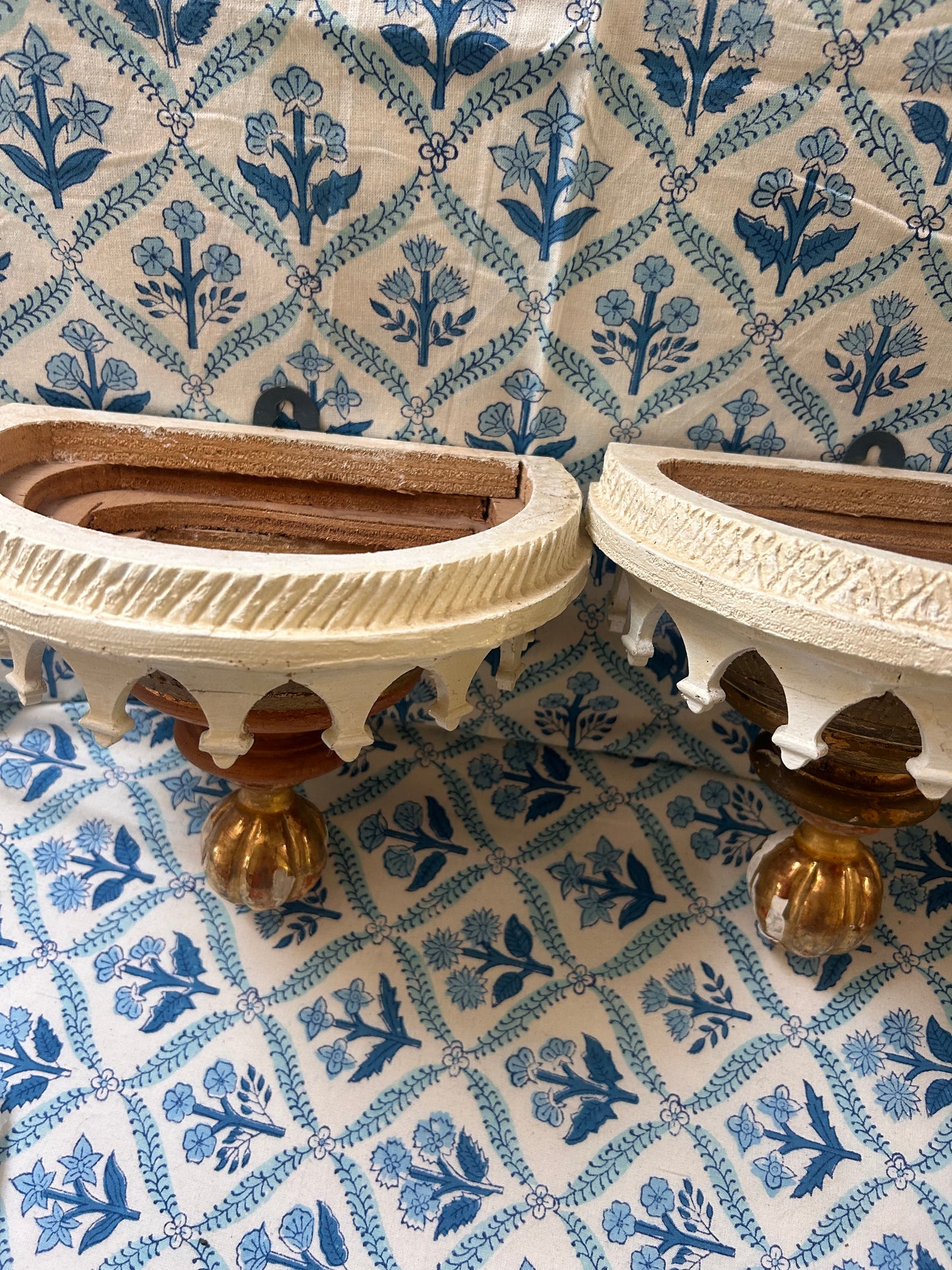 SCONCES