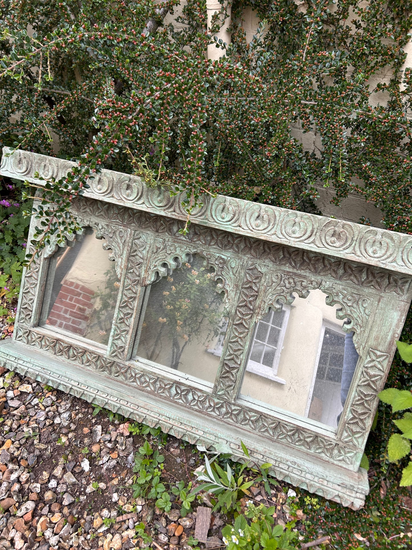 TRIPLE MIRROR