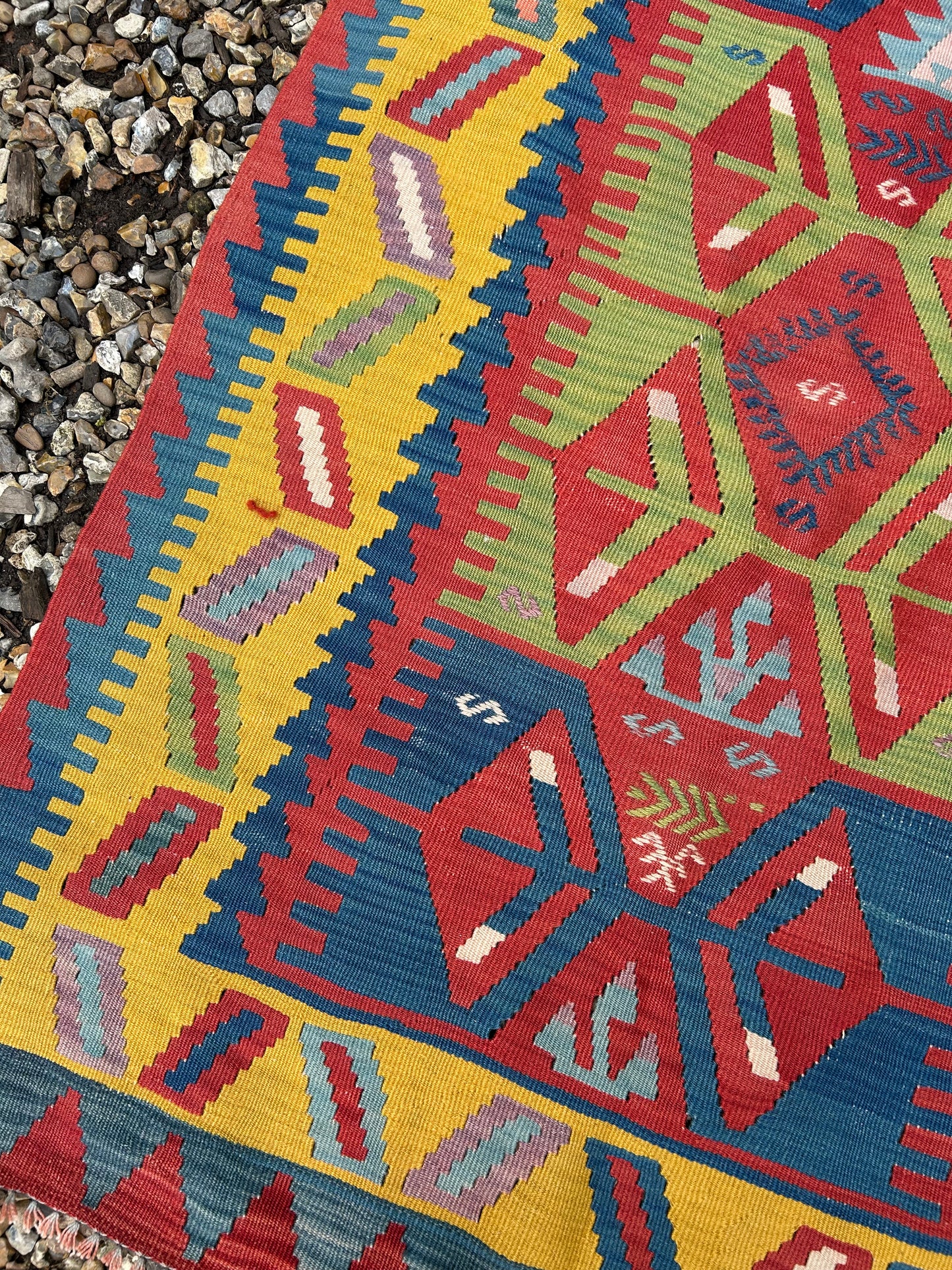 COLOURFUL KILIM