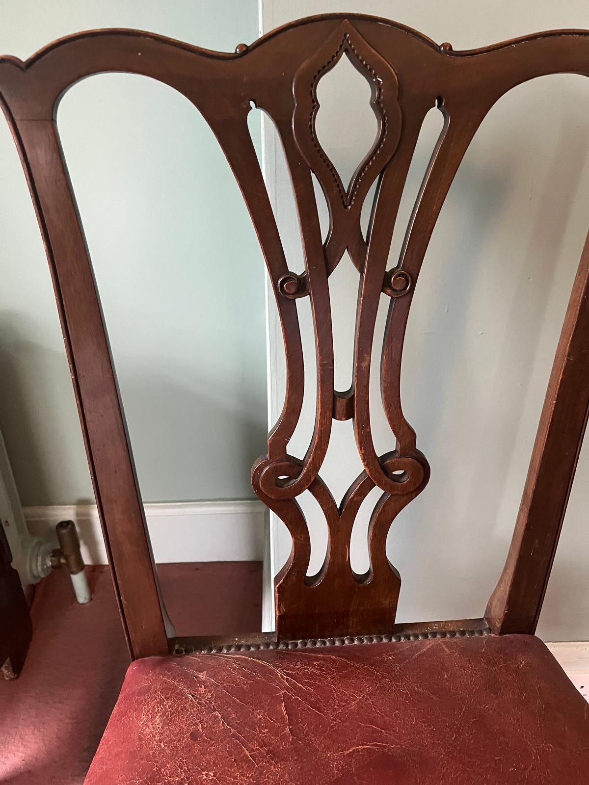 SET OF 10 CHAIRS