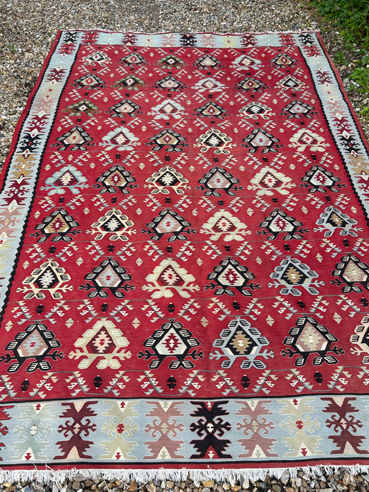 LARGE KILIM