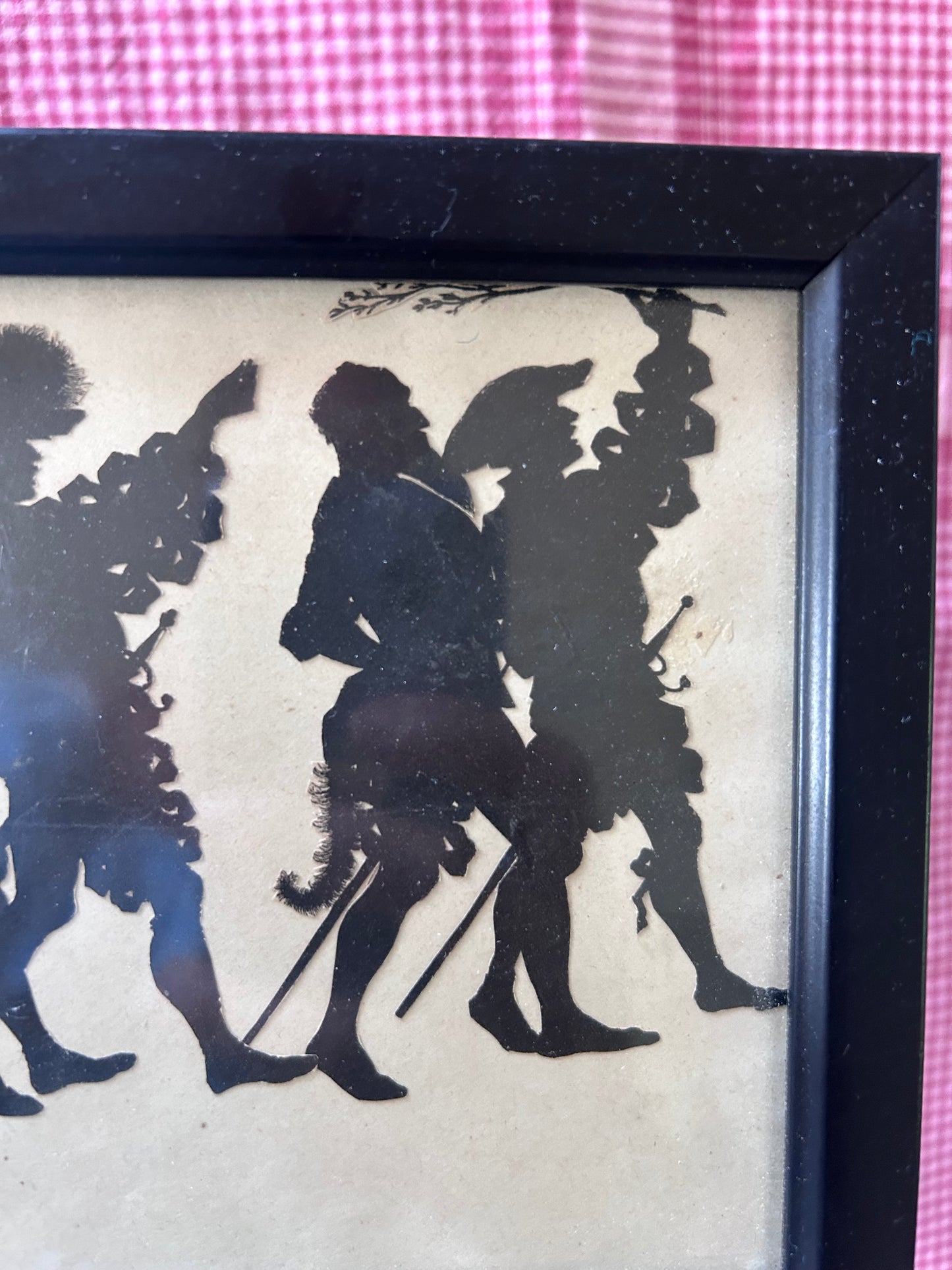 SILHOUETTE