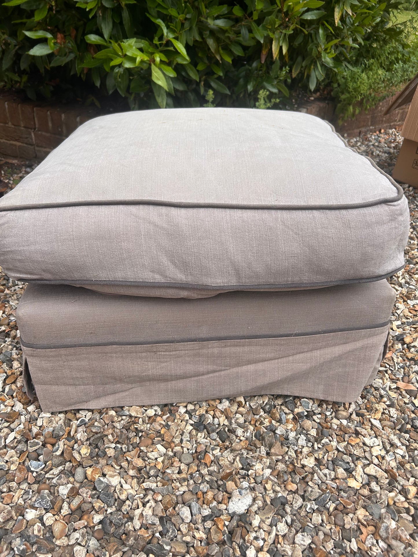 FOOTSTOOL