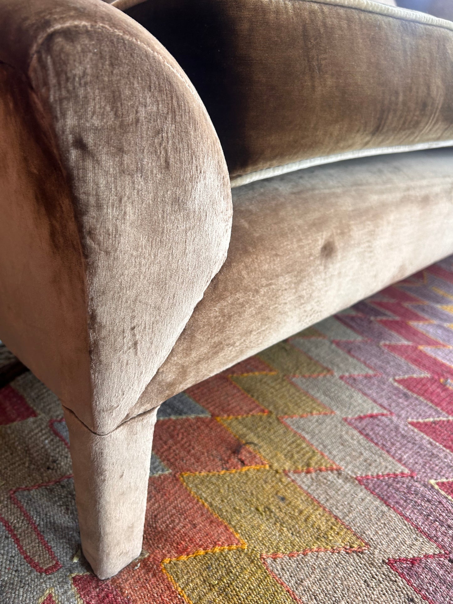 VELVET SOFA