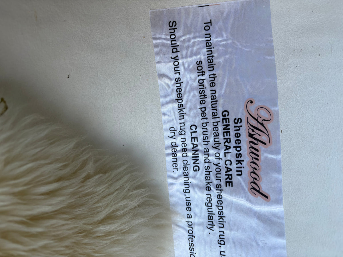 SHEEPSKIN RUGS