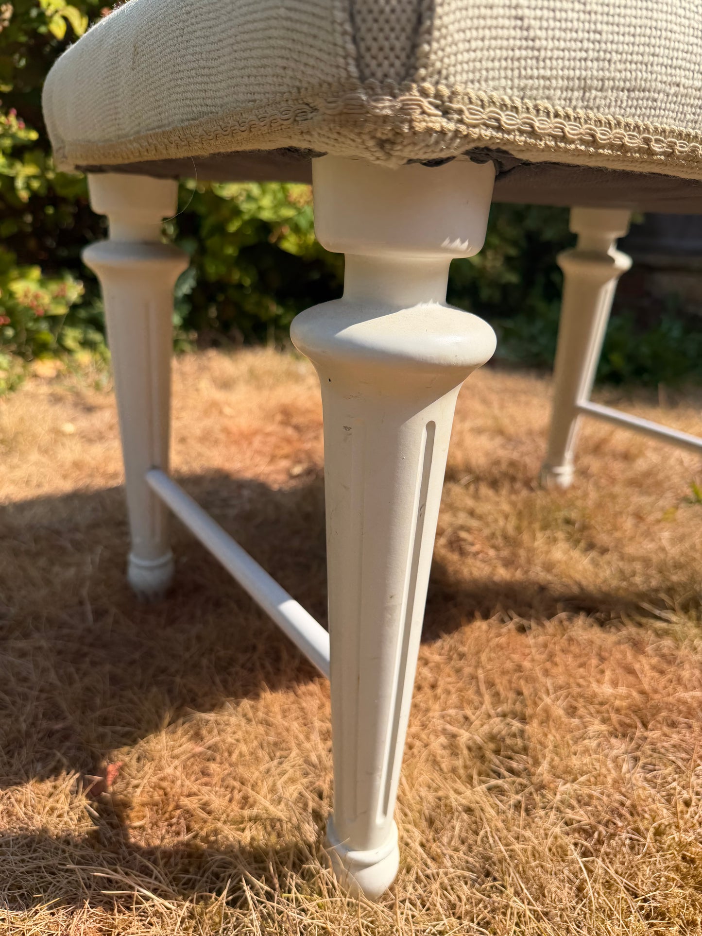 STOOL