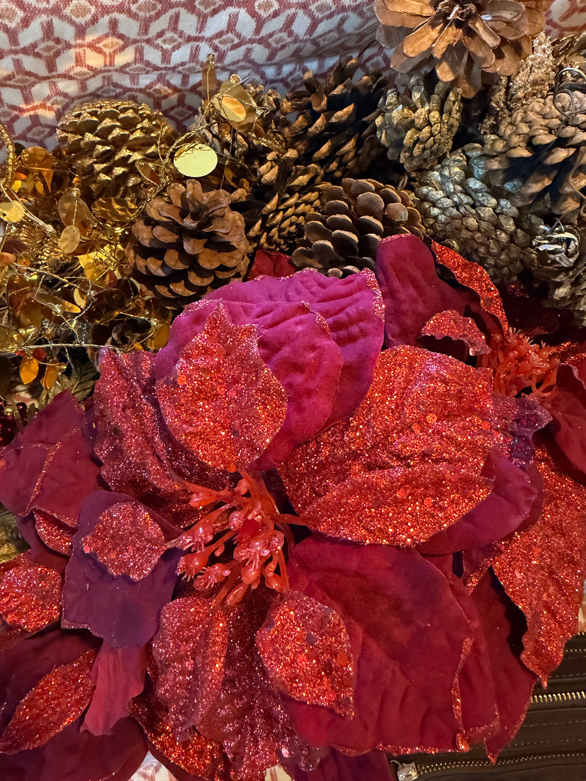 RED AND GOLD DECORATIONS