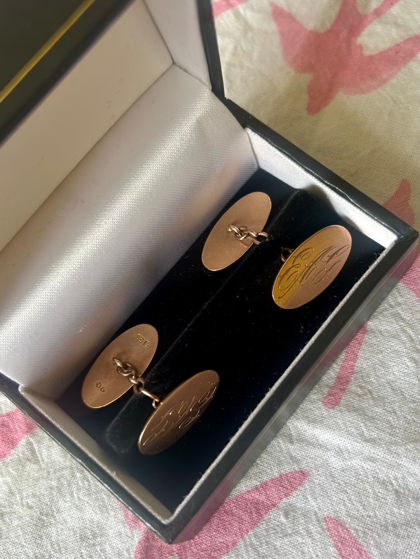 CUFFLINKS