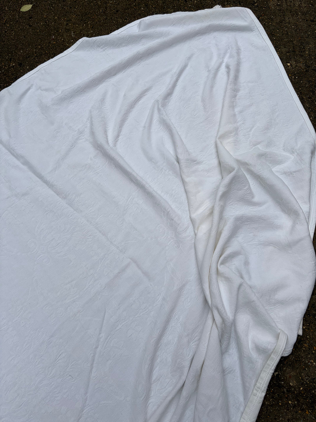 COTTON BED THROW