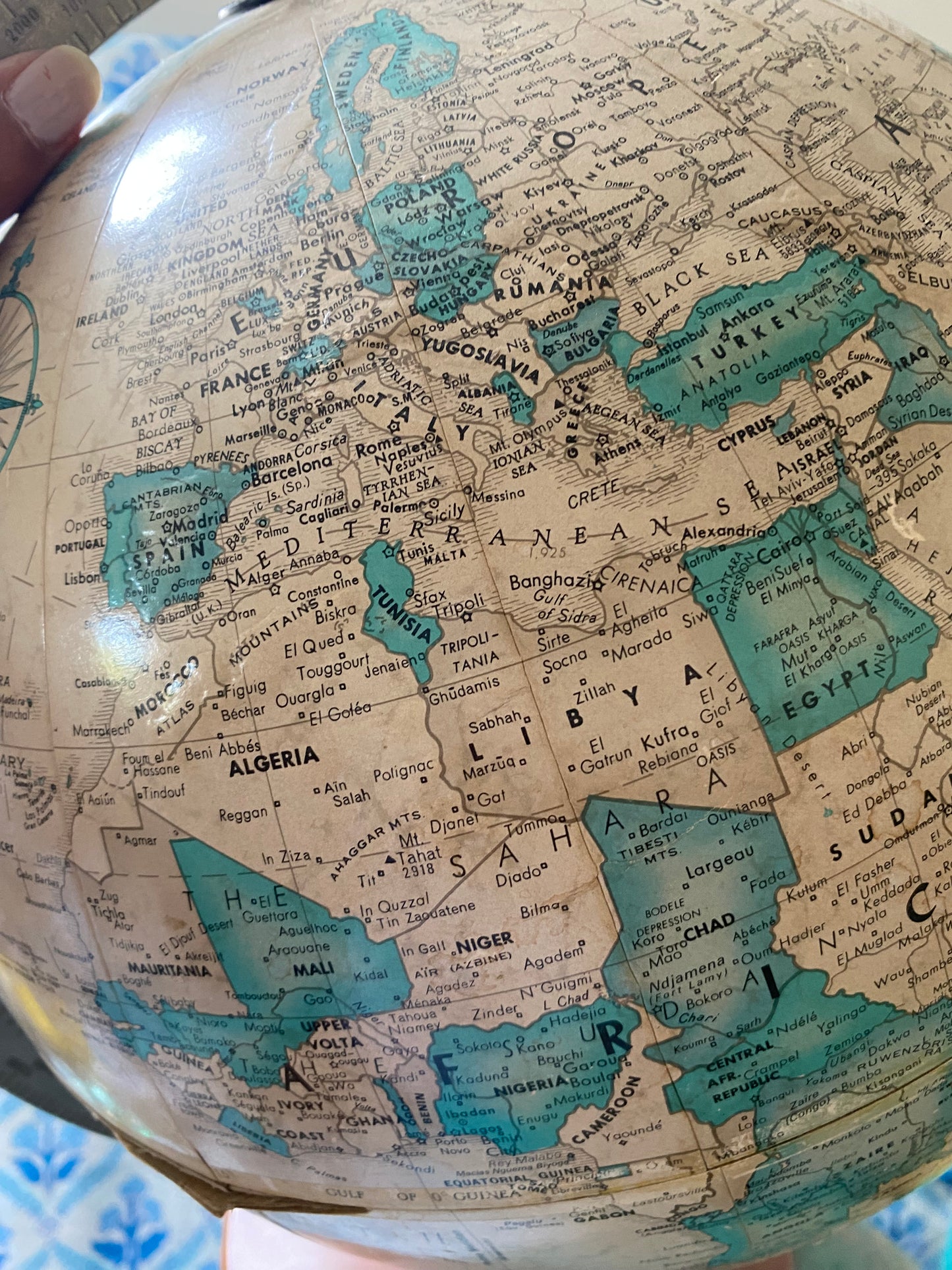 GLOBE COLLECTION