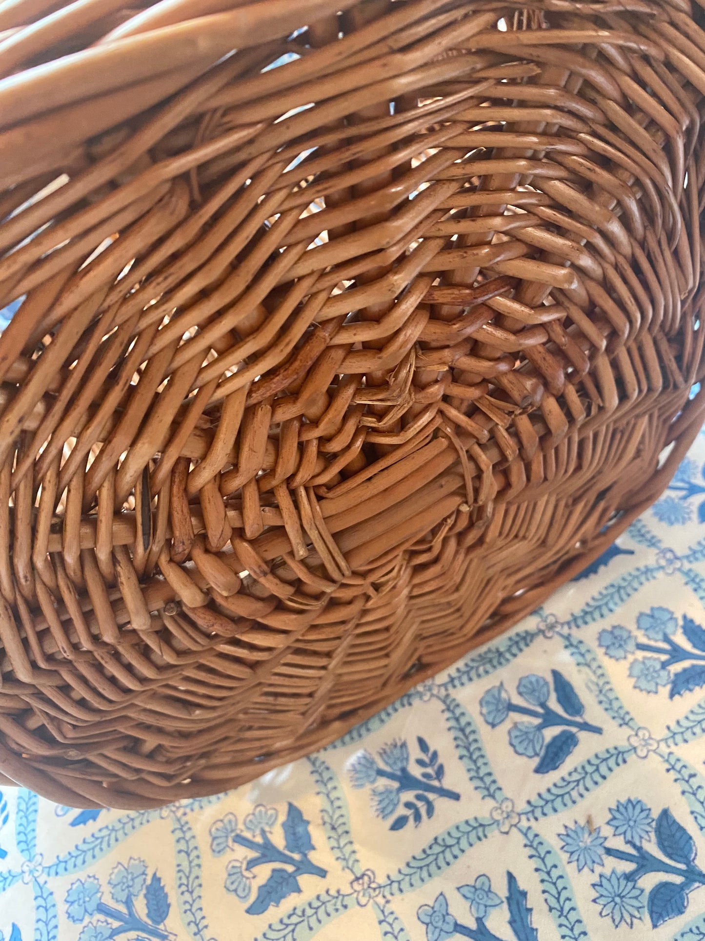 BASKET