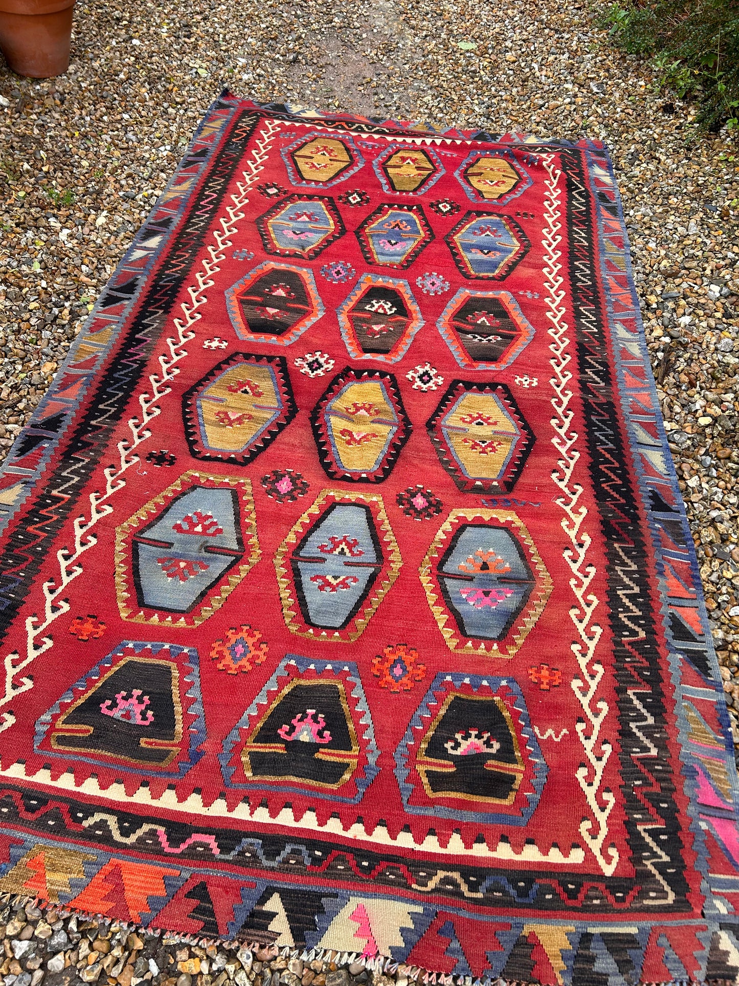 EPIC KILIM