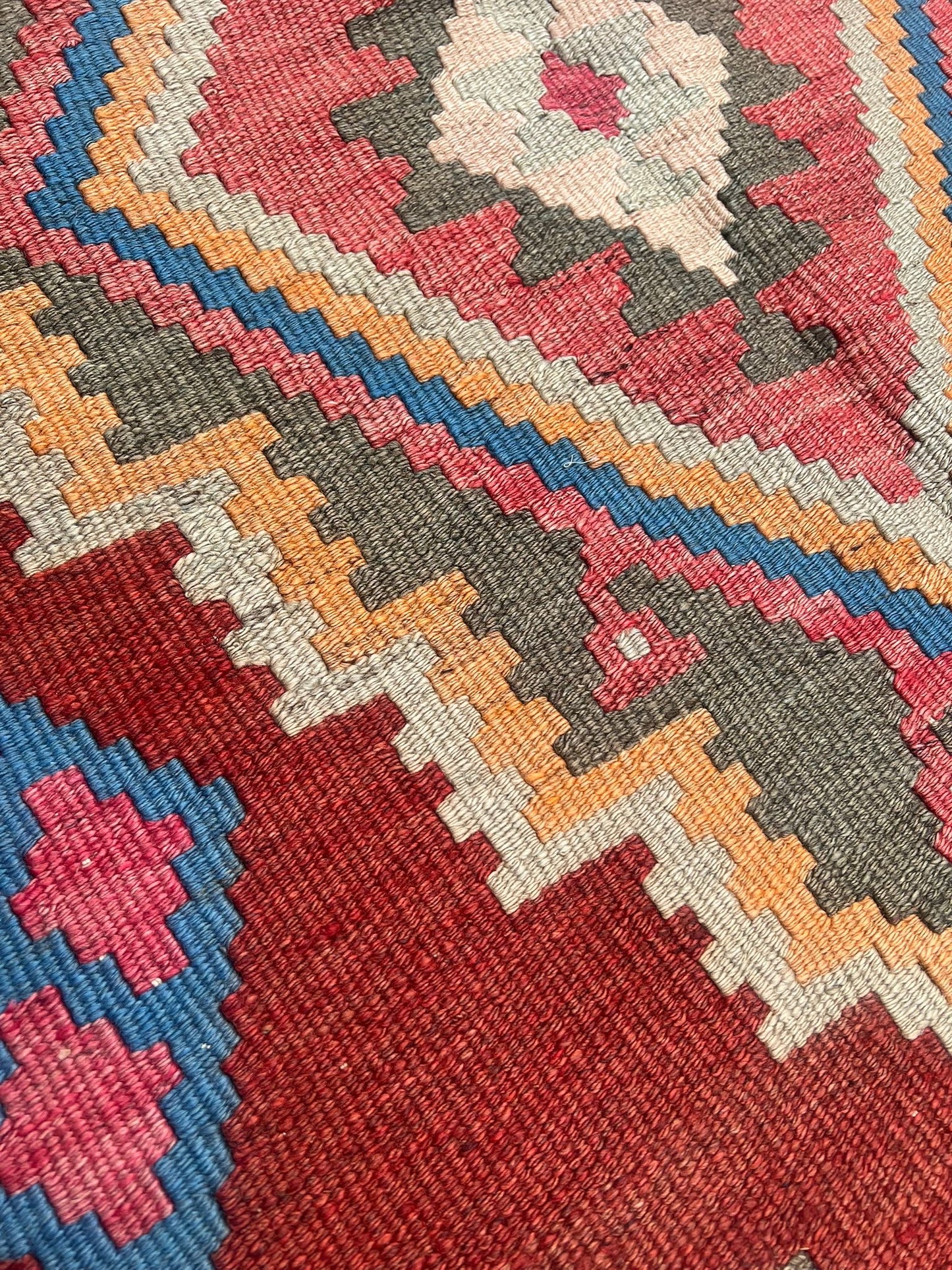 VINTAGE KILIM