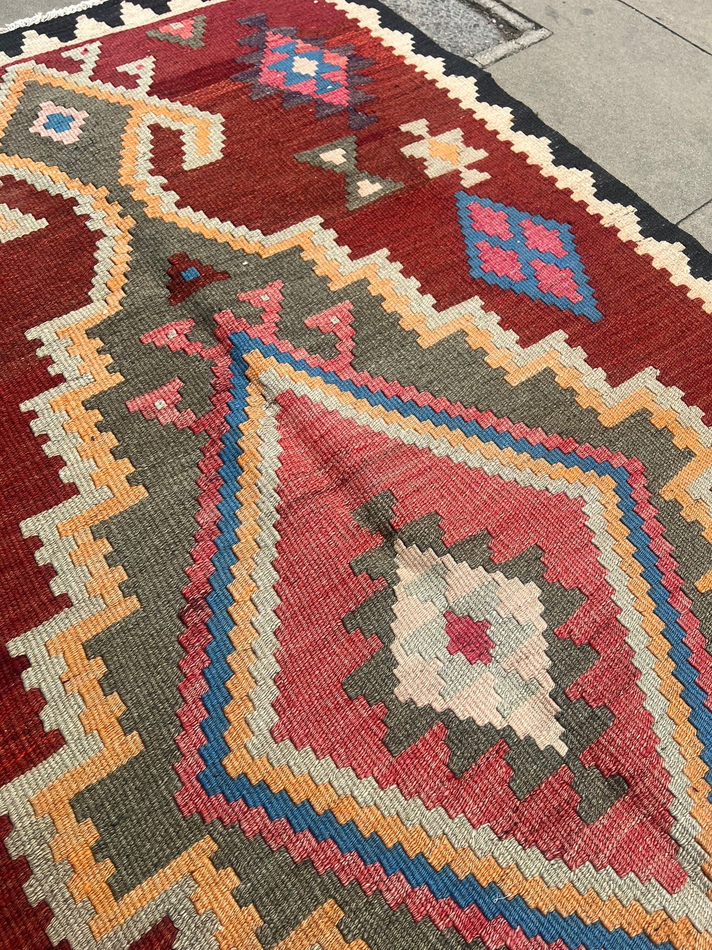 VINTAGE KILIM
