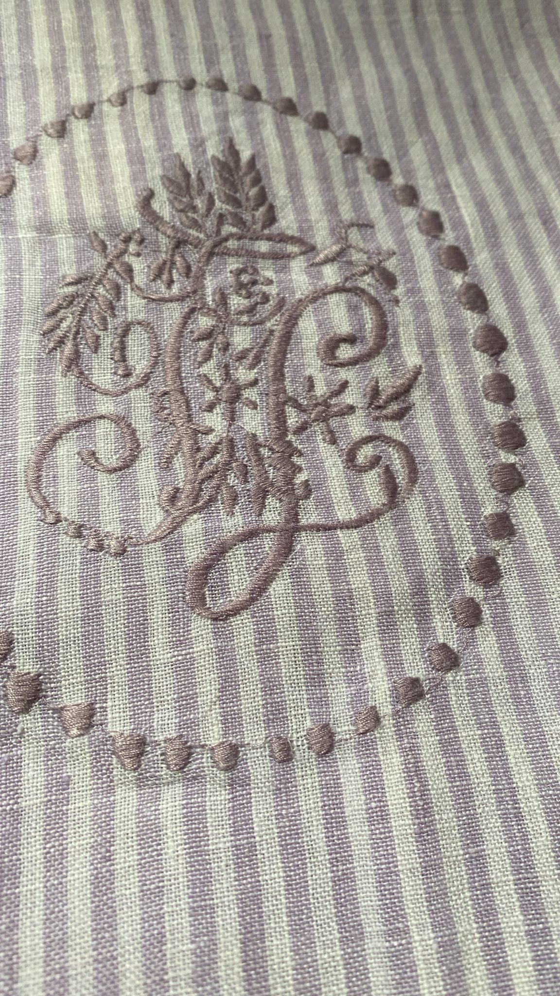 PAIR HAND TOWELS