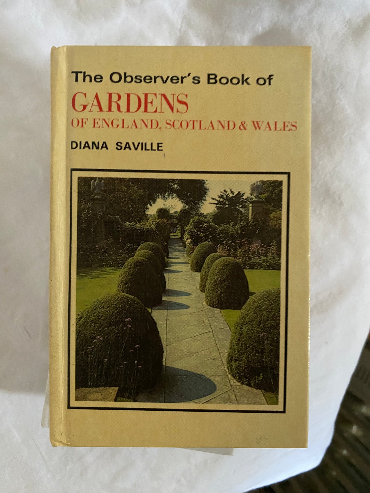 4 X OBSERVER BOOKS