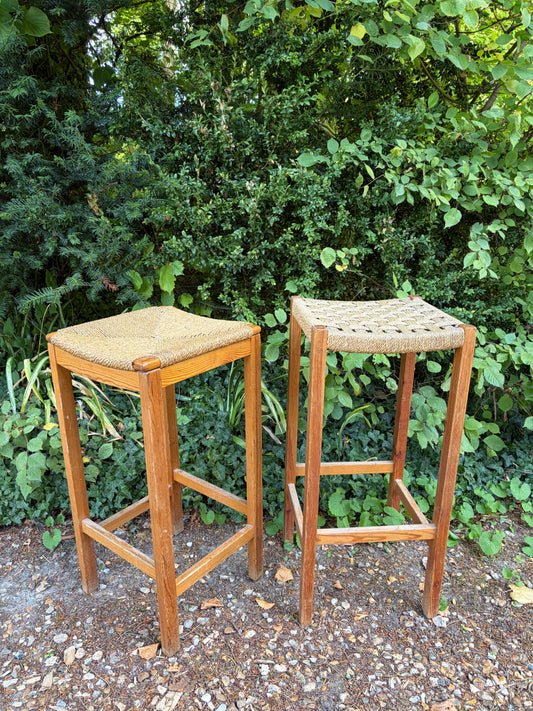 BAR STOOLS
