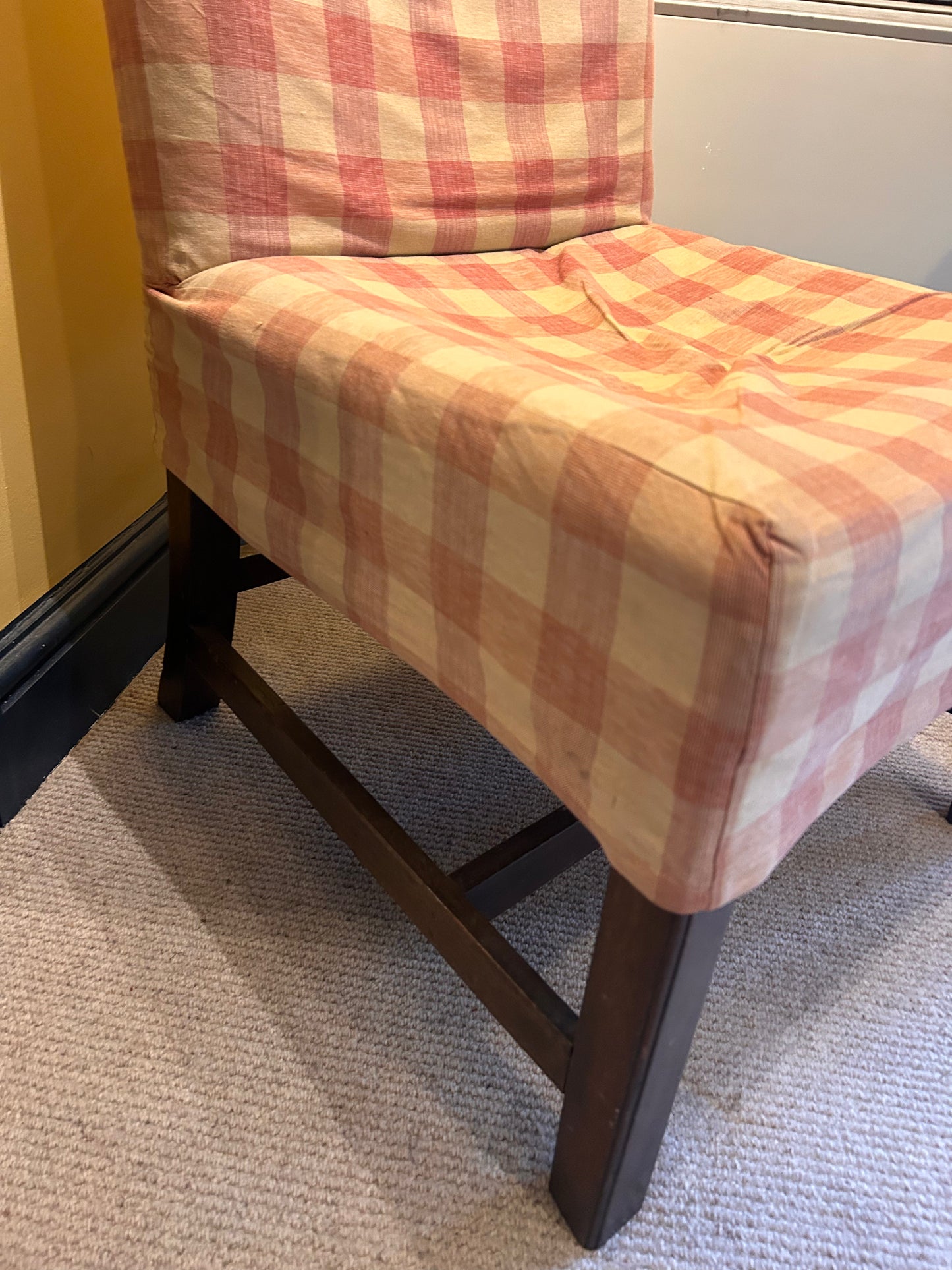 STURDY CHAIR