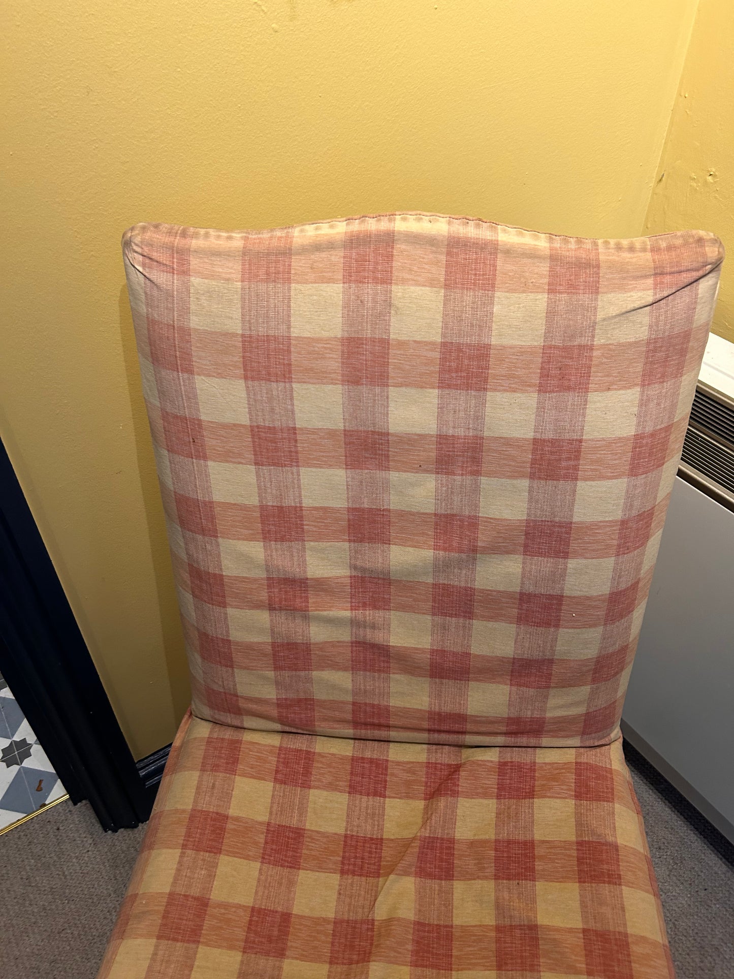STURDY CHAIR