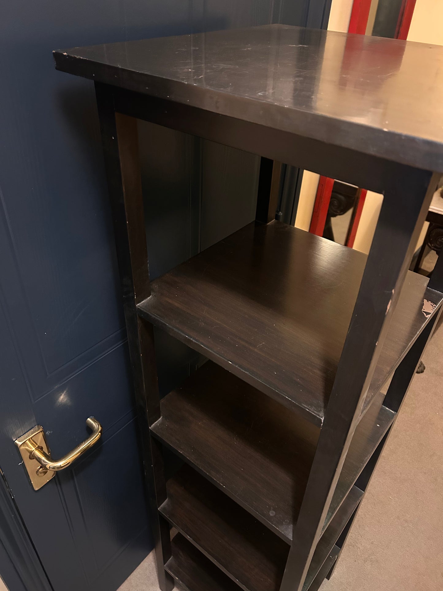 SHELVES
