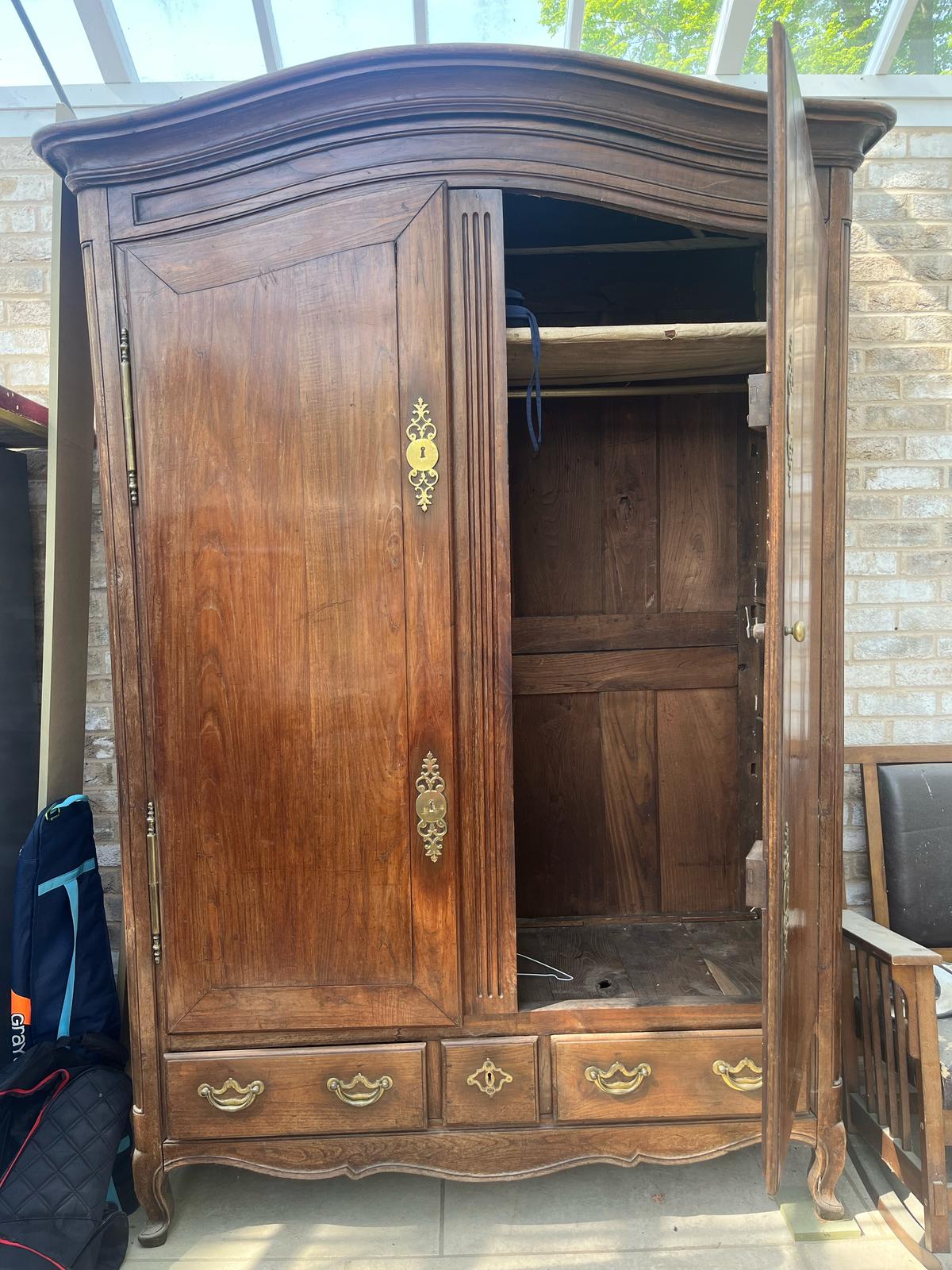 WARDROBE