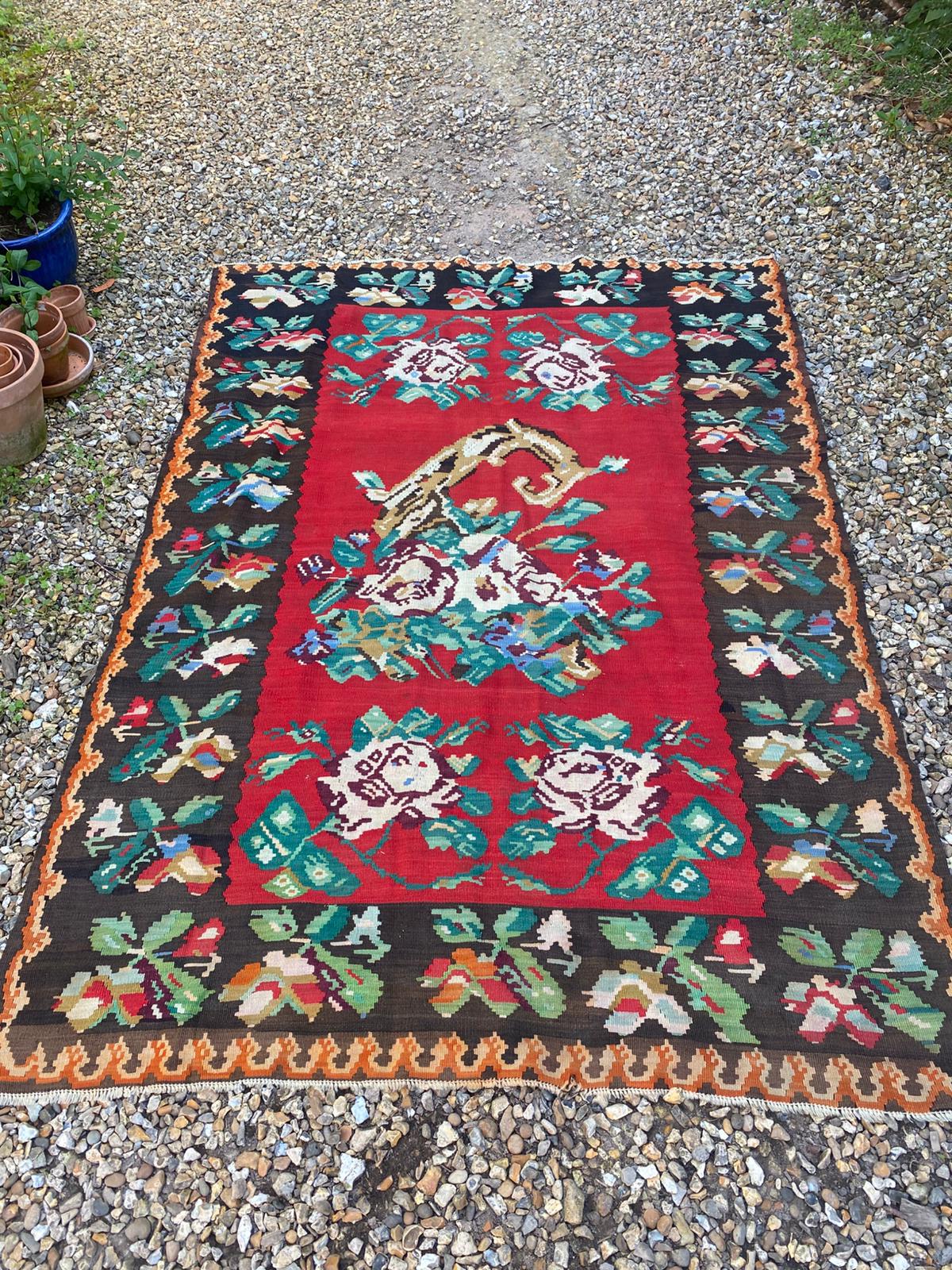KILIM RUG