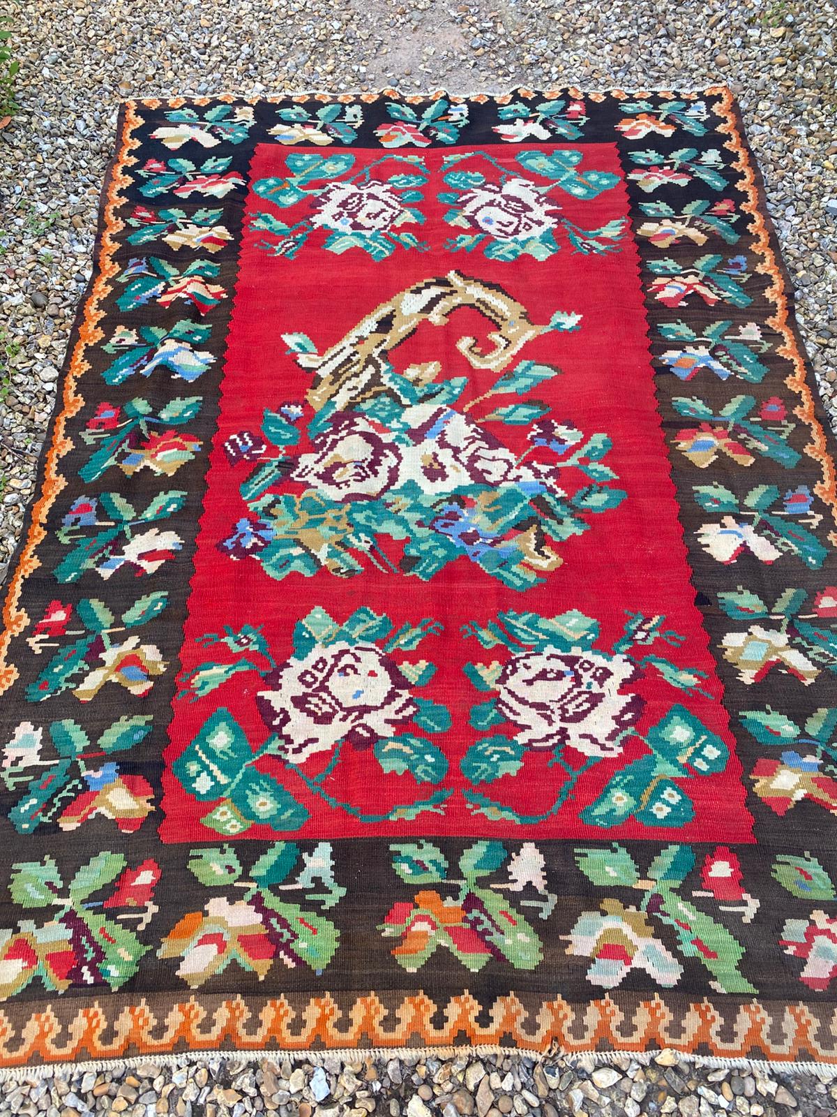 KILIM RUG