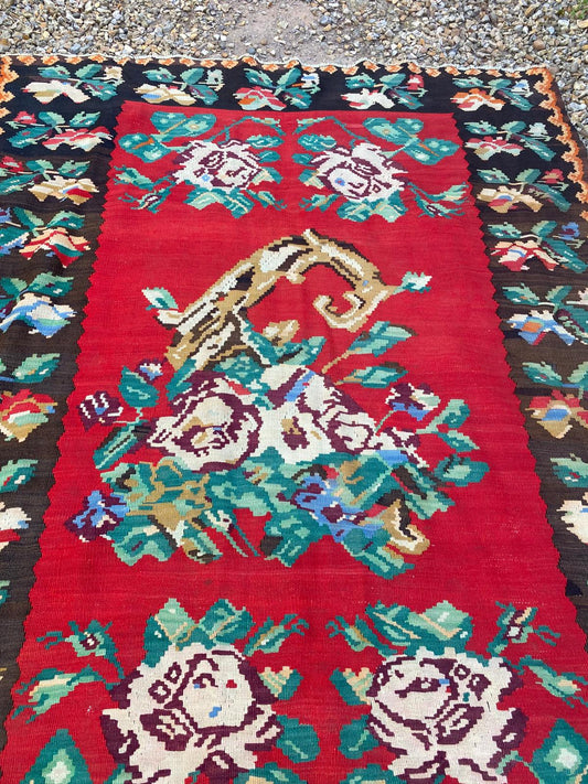 KILIM RUG
