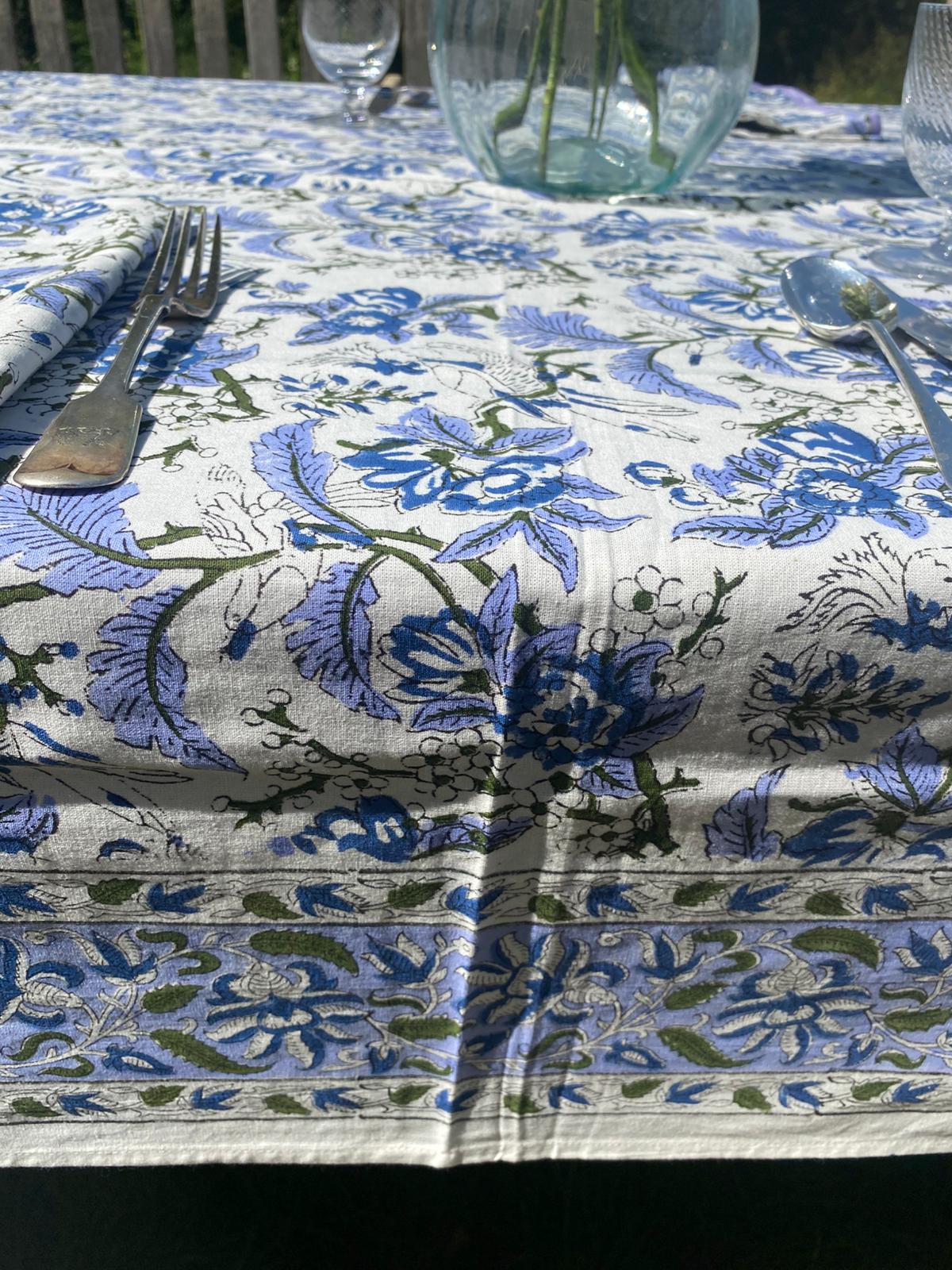 TABLECLOTH
