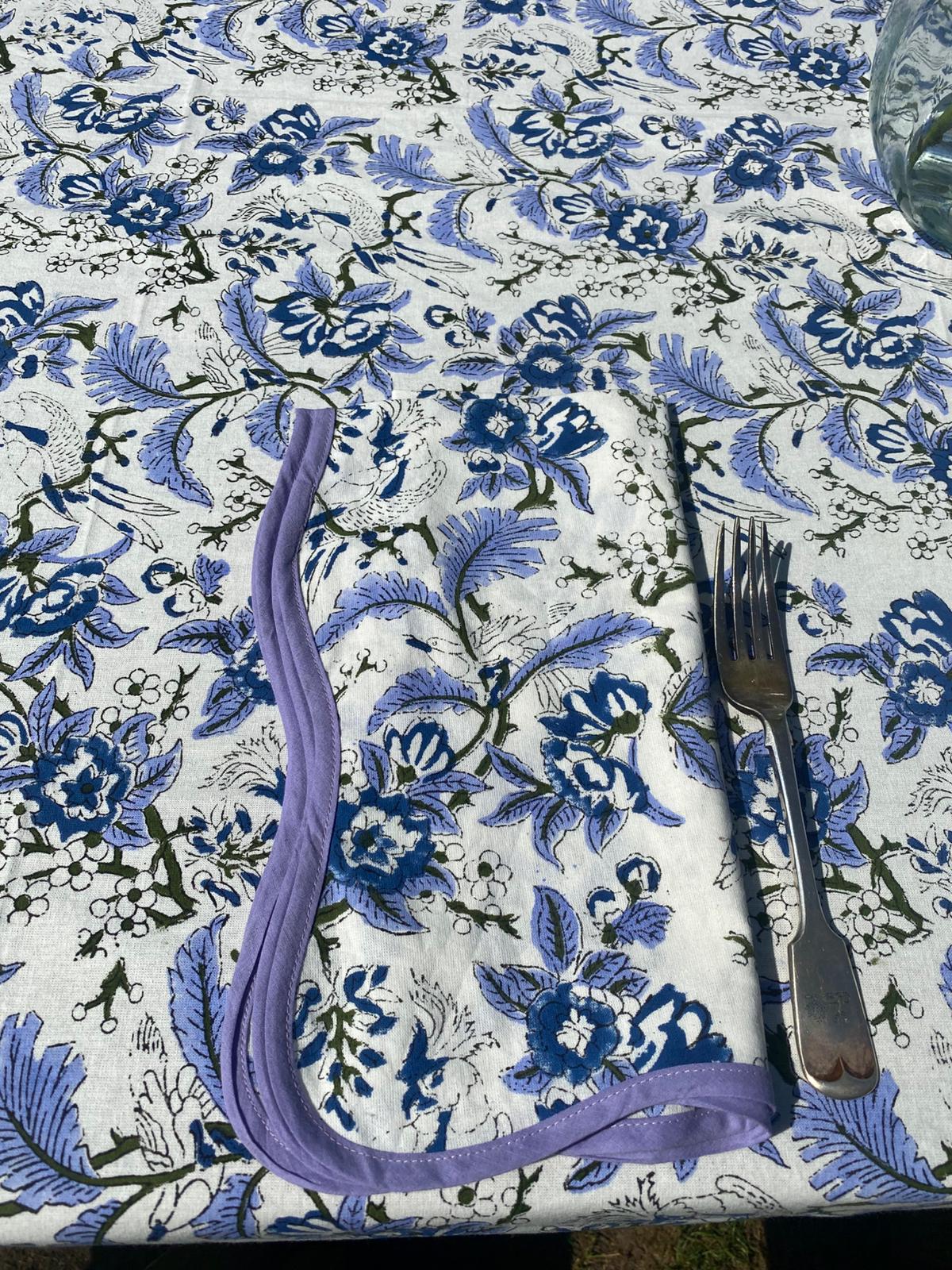 TABLECLOTH