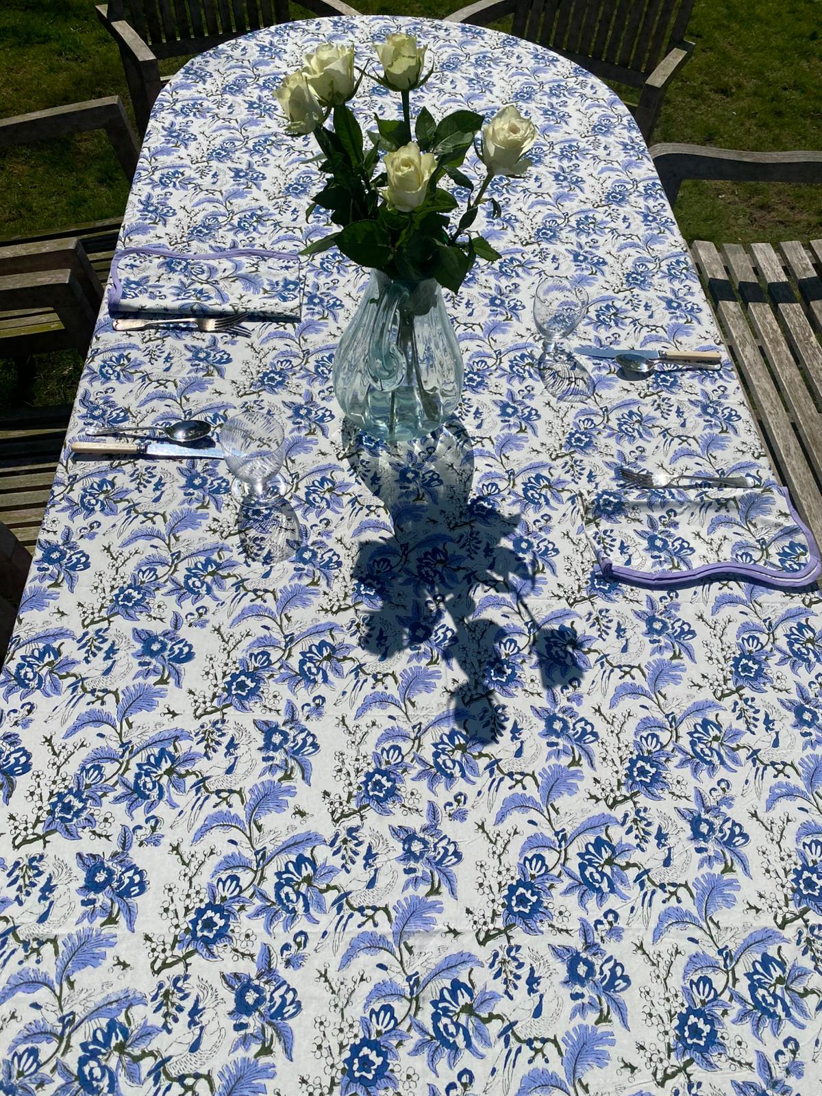 TABLECLOTH
