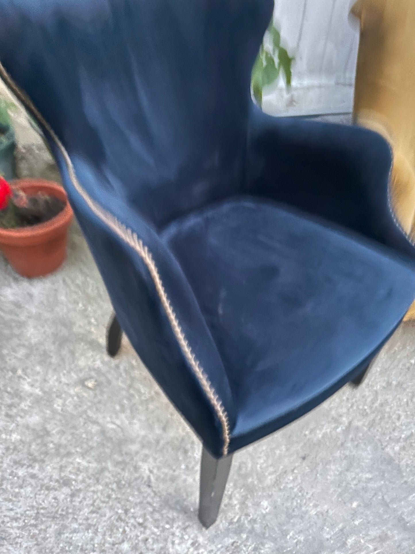 PAIR OF VELVET NAVY CHAIRS