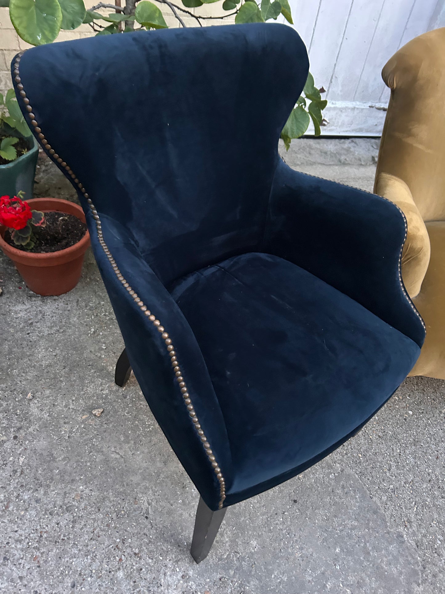 PAIR OF VELVET NAVY CHAIRS