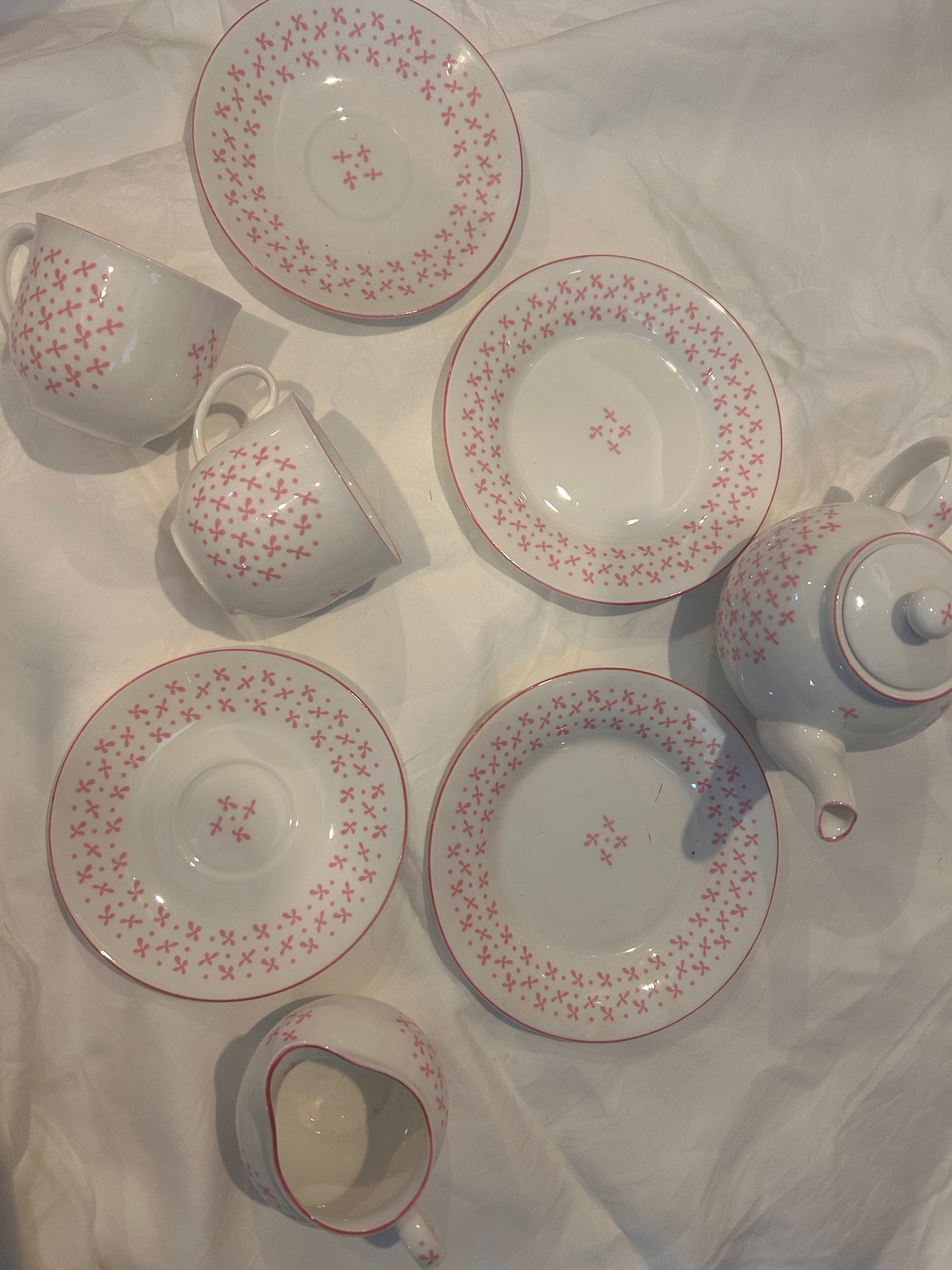 NINA CAMPBELL TEA SET
