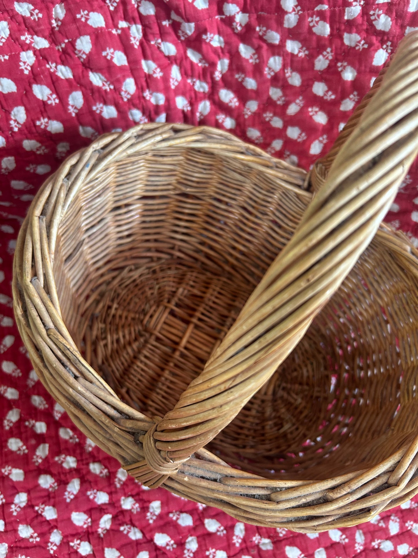SWEET BASKET