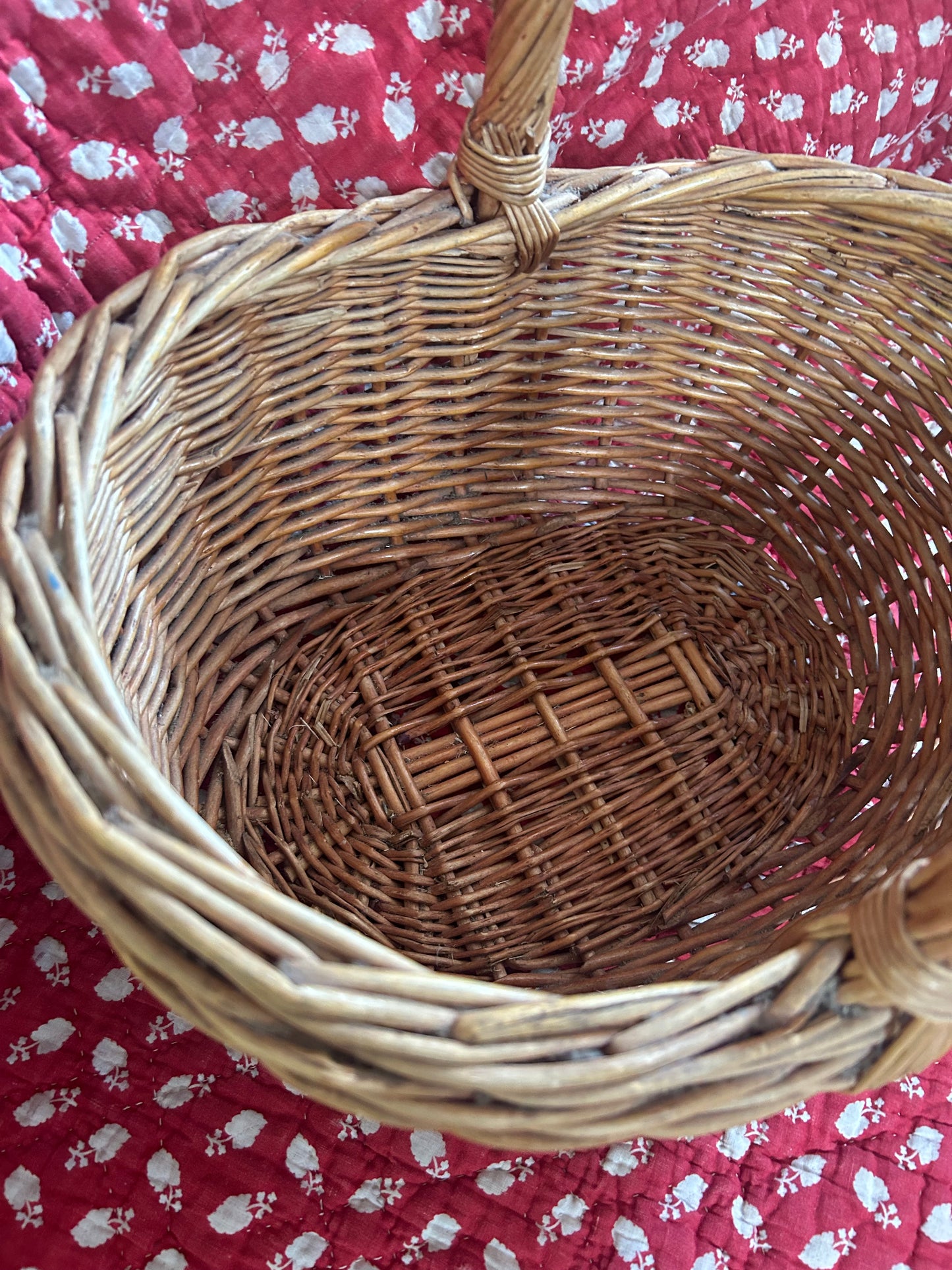 SWEET BASKET