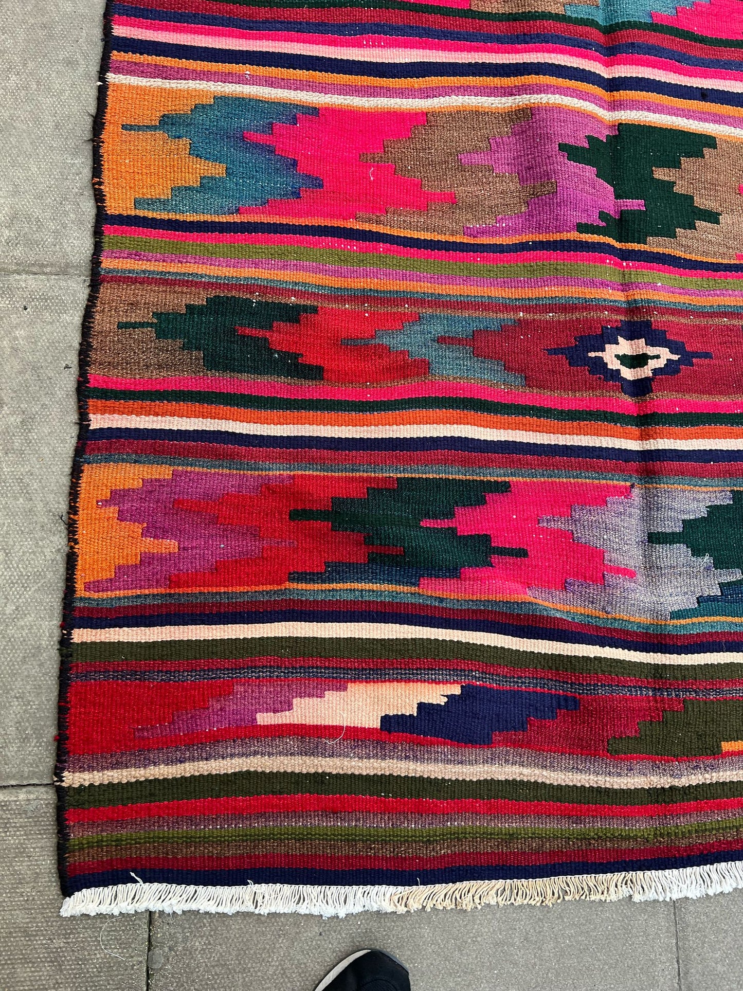 KILIM RUG