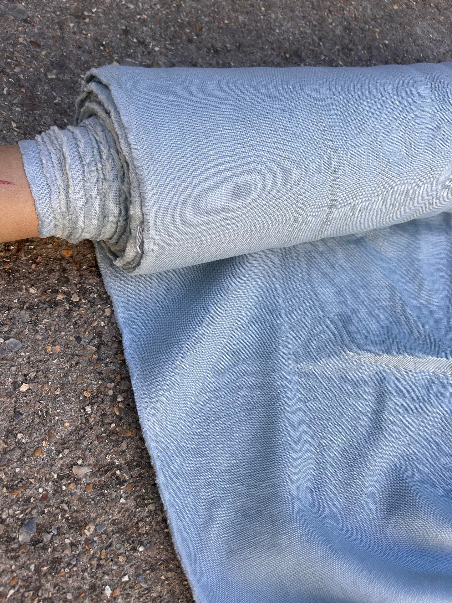 LINEN MATERIAL