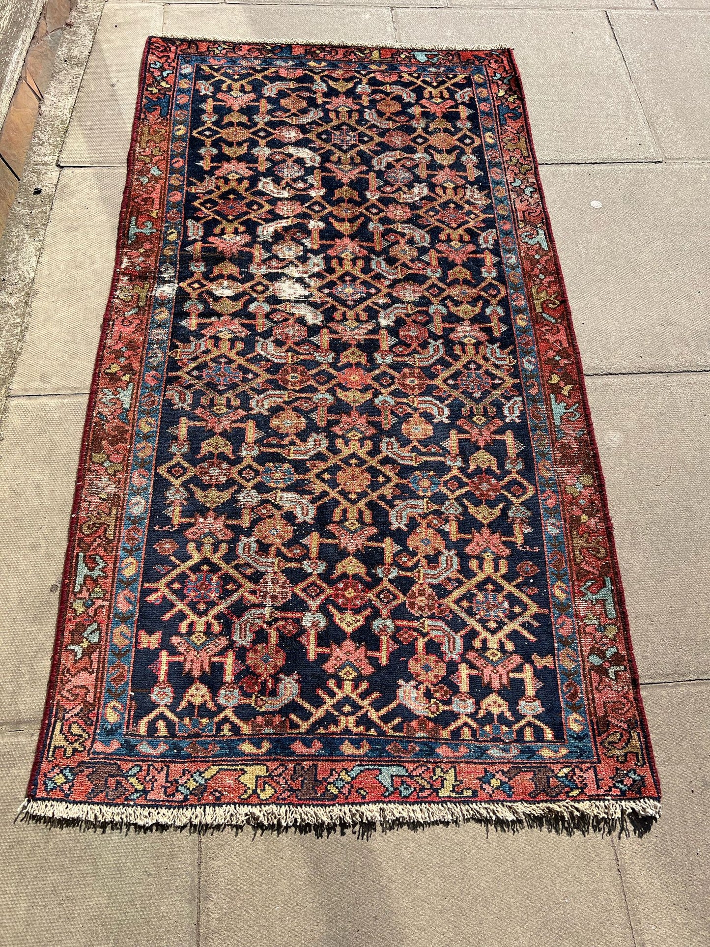 KILIM RUG
