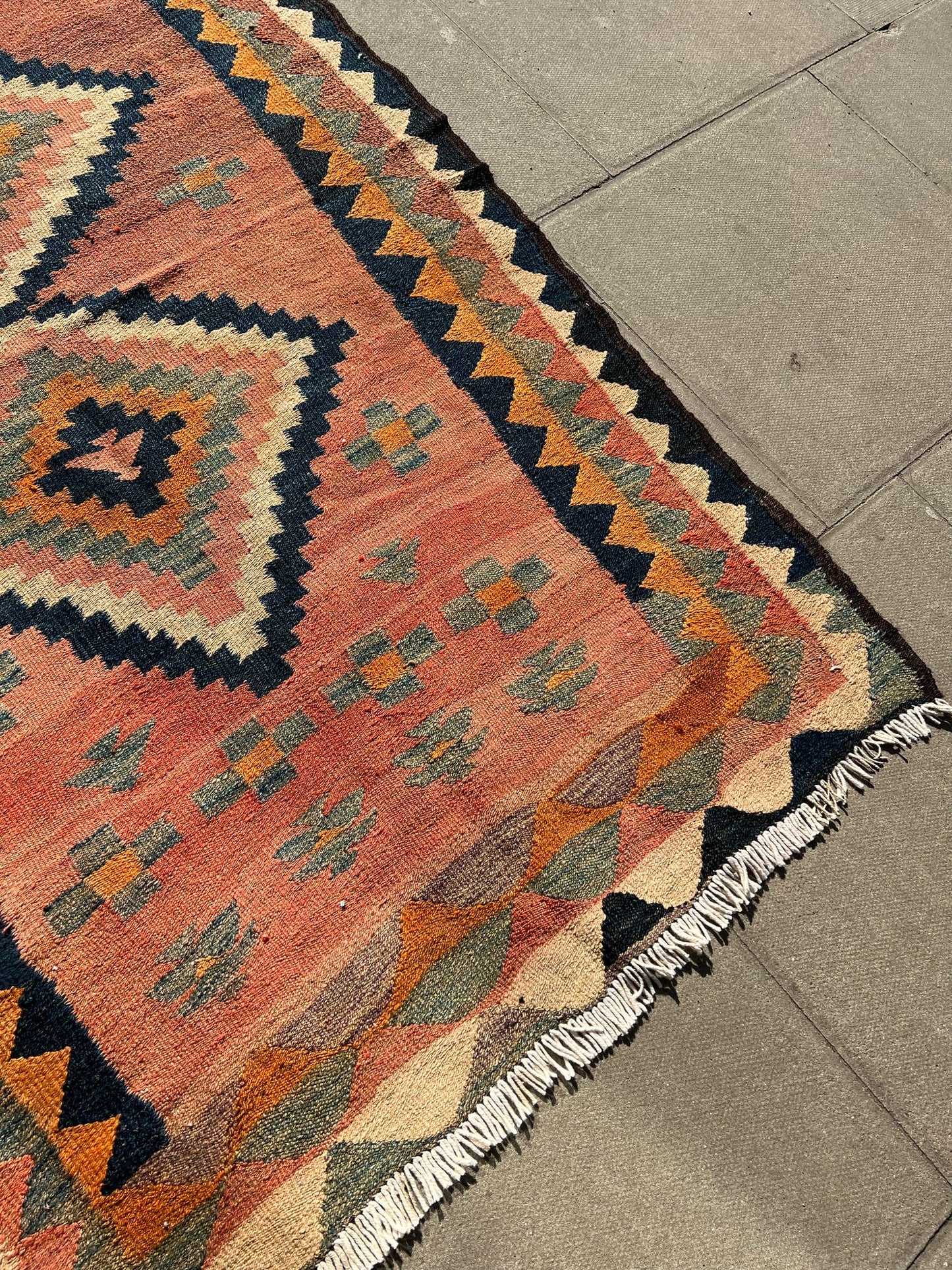 KILIM RUG- PINK