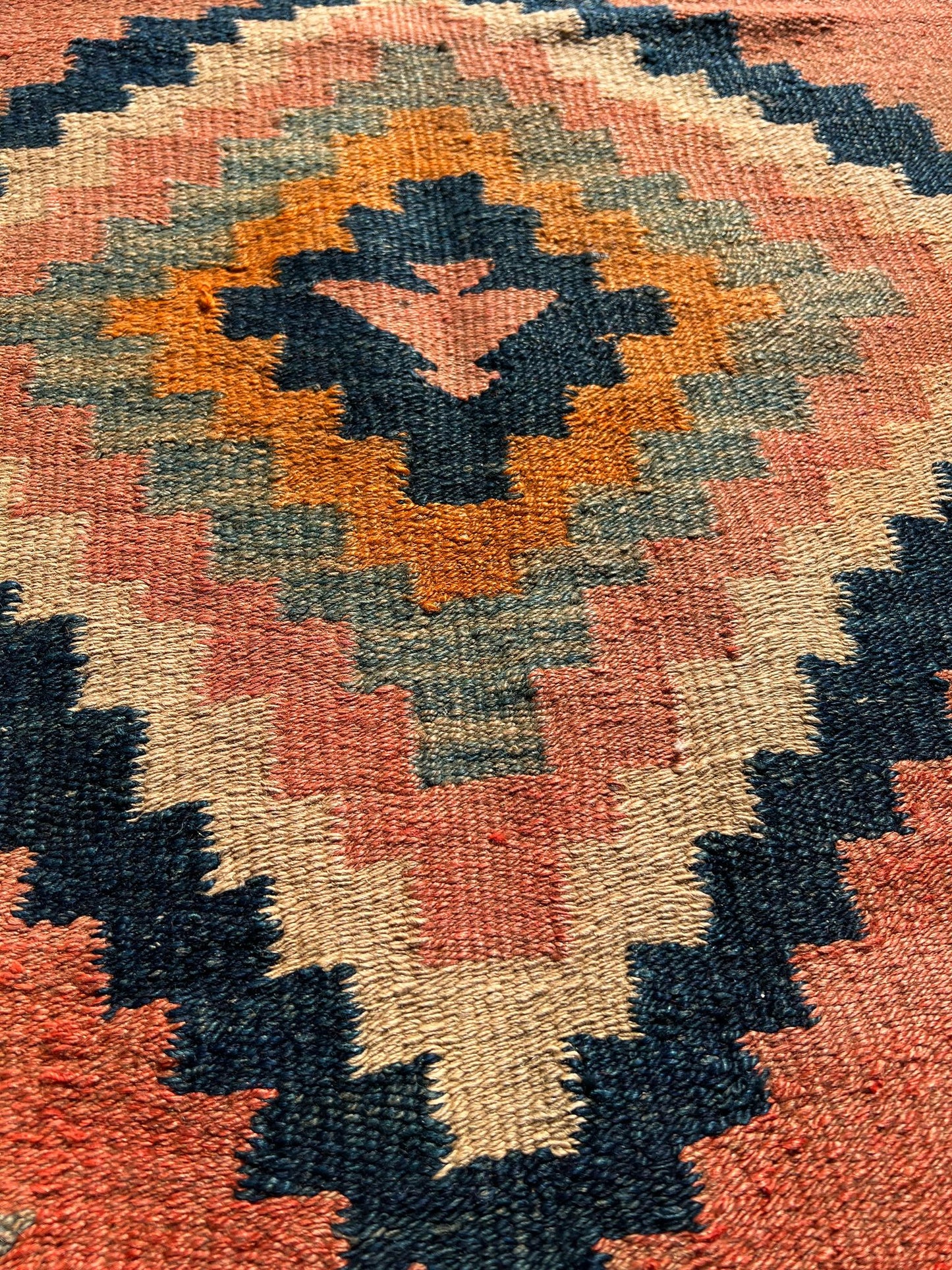 KILIM RUG- PINK
